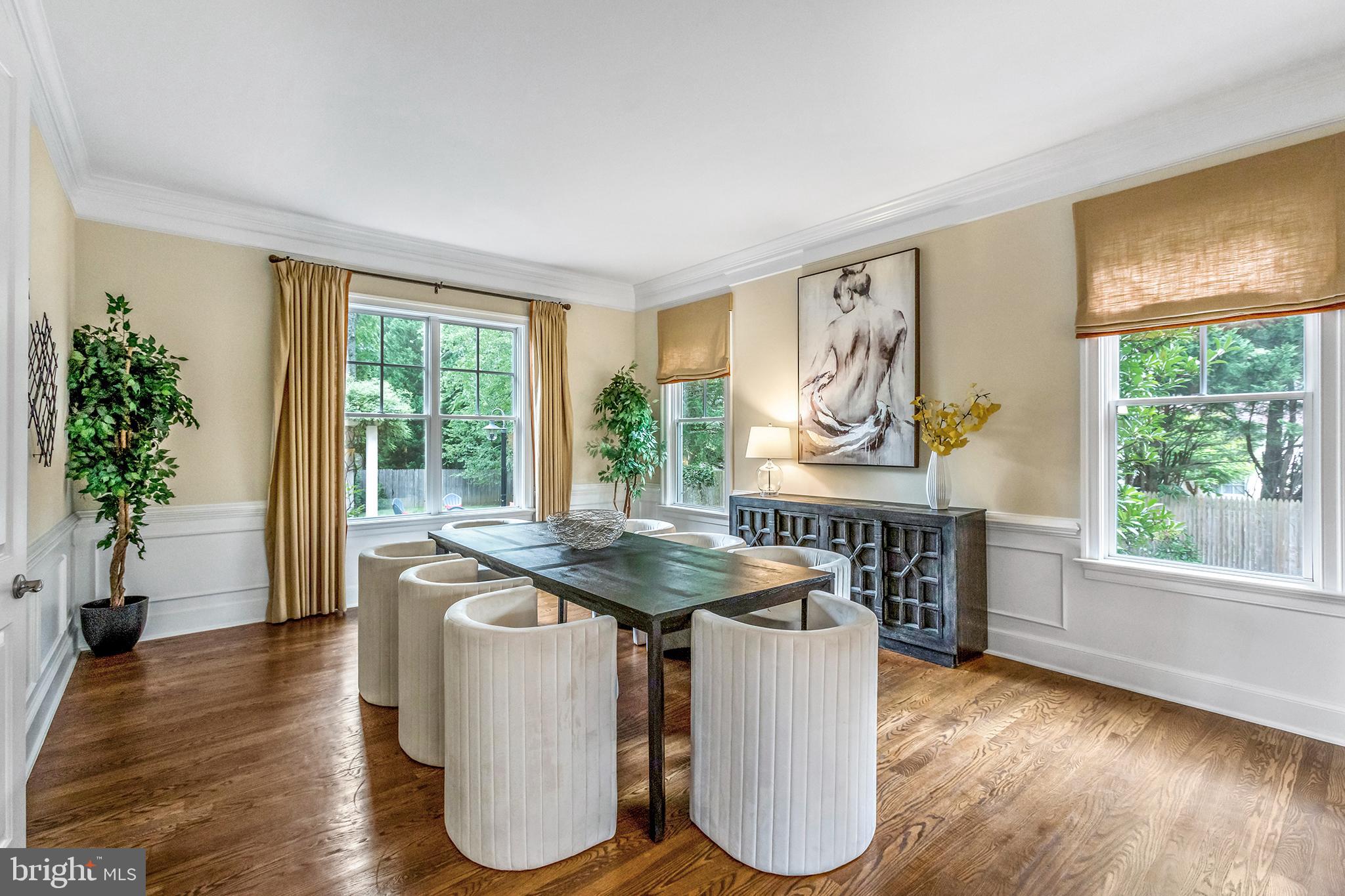 PINE KNOLLS - Residential