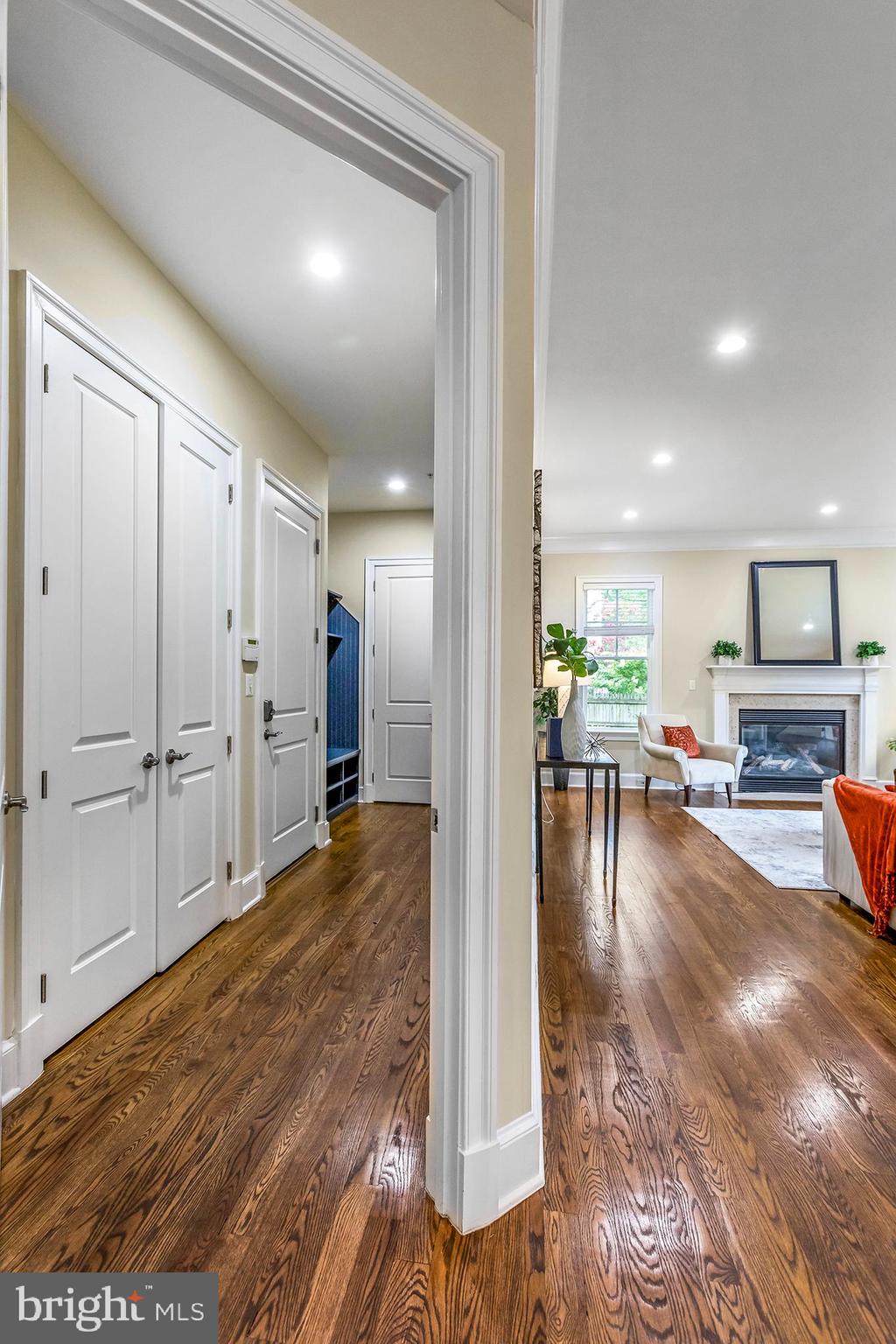 PINE KNOLLS - Residential