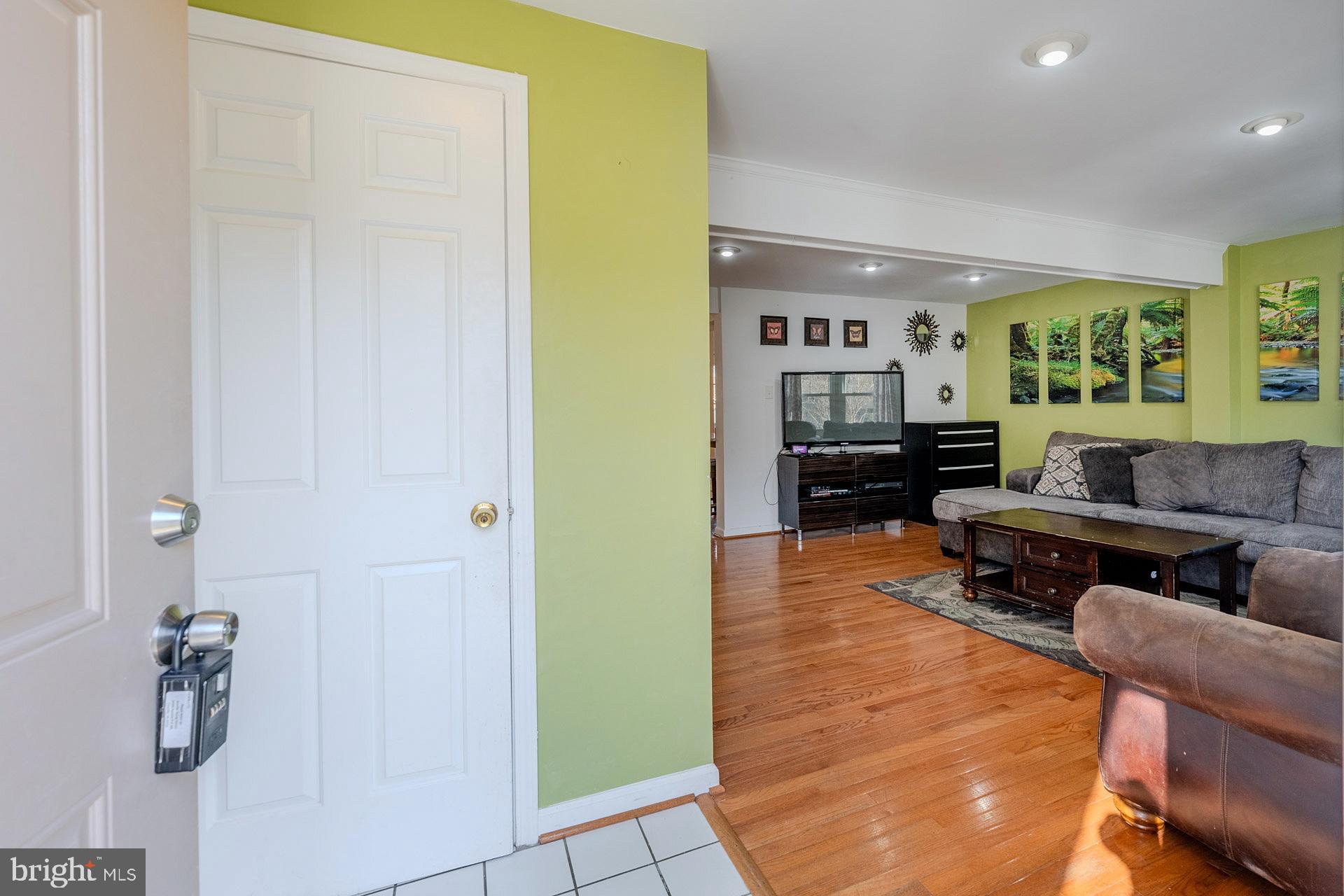 BRENTLEIGH - Residential