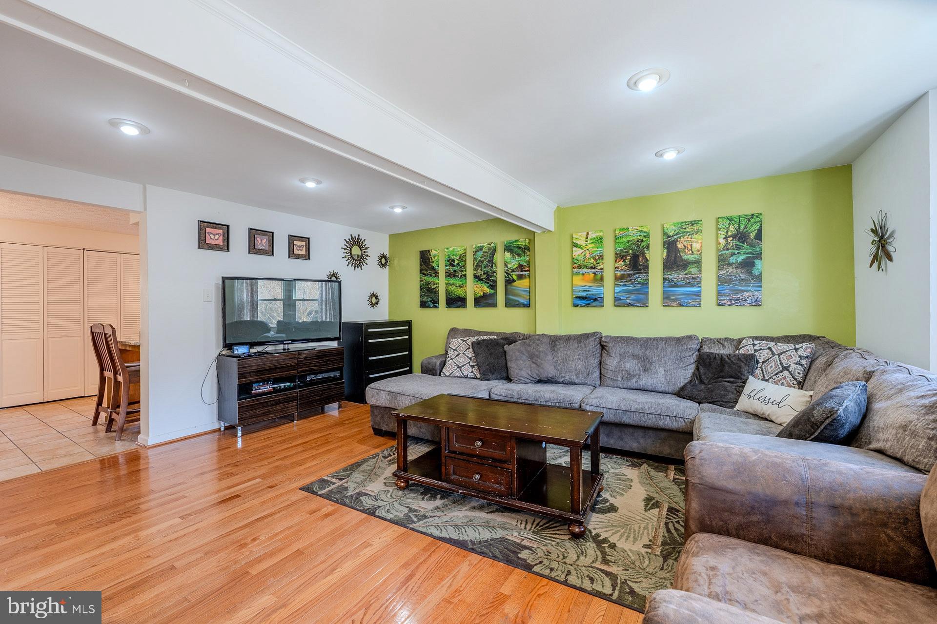 BRENTLEIGH - Residential