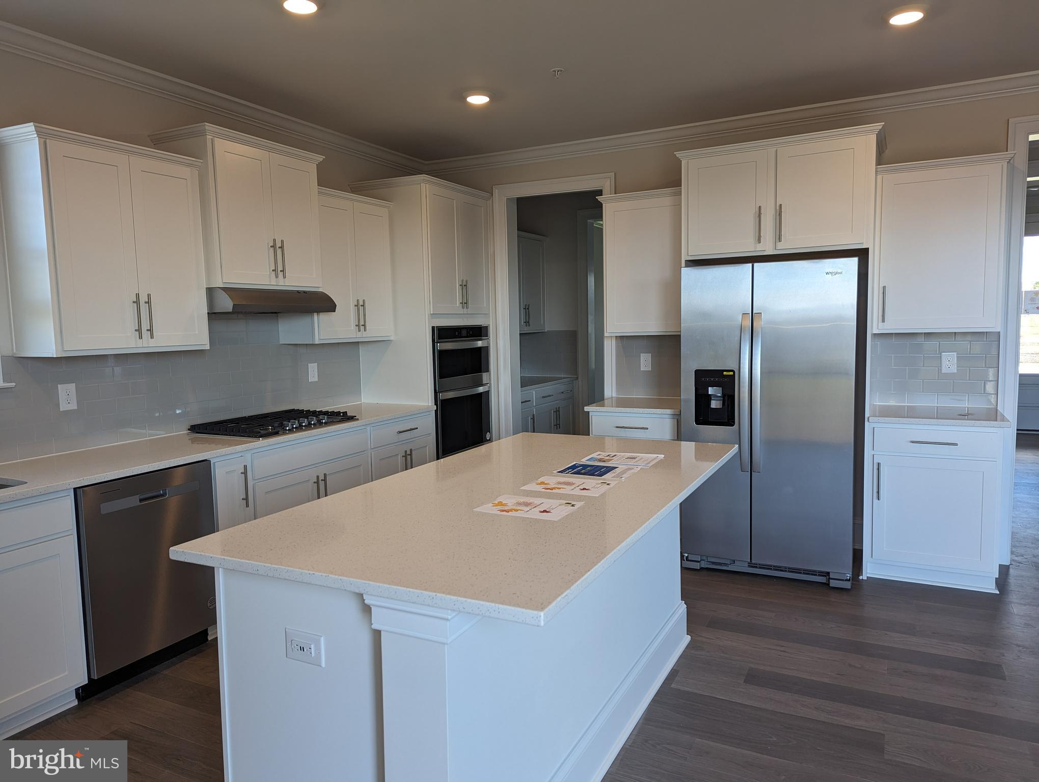 STONEGATE - Residential