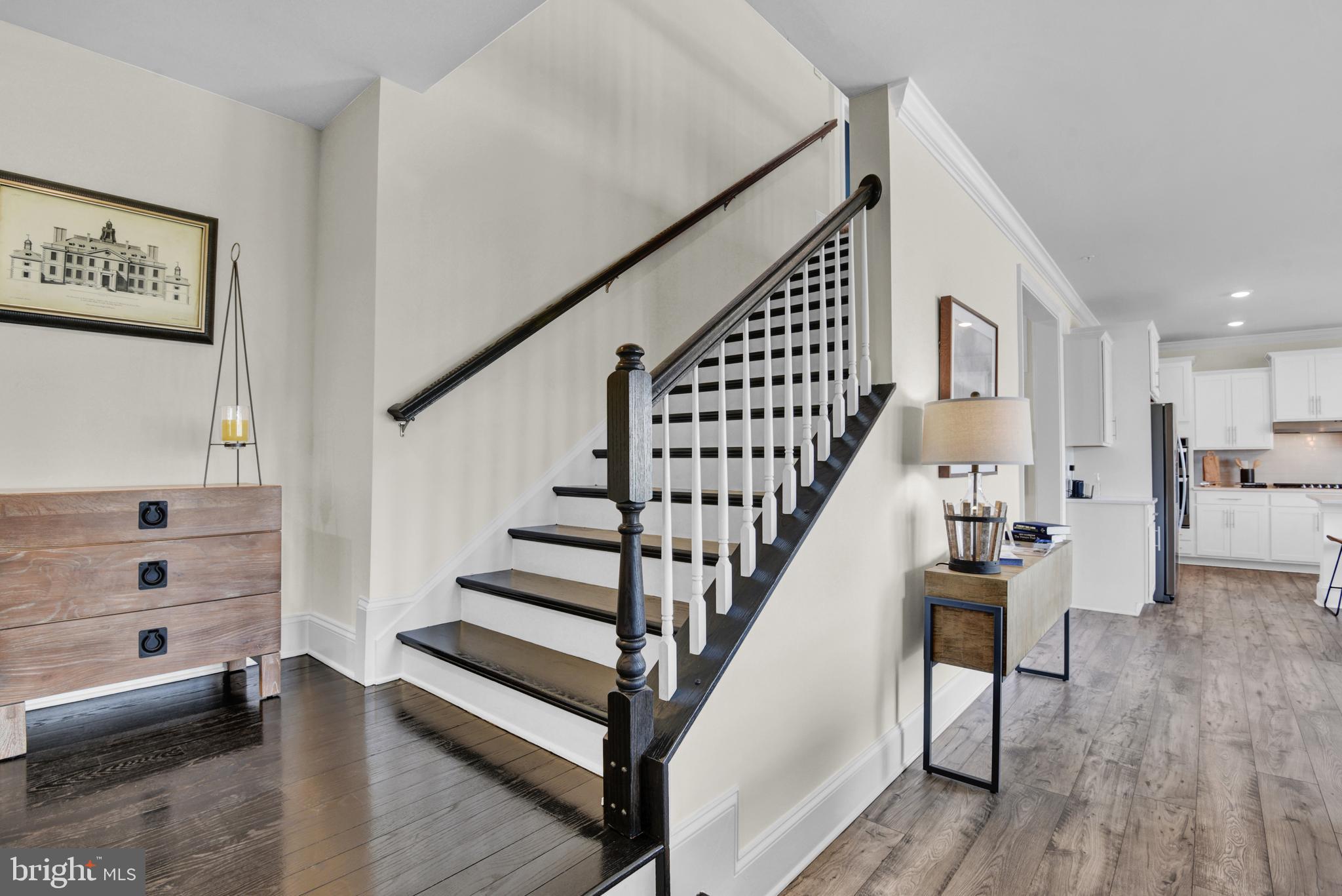 STONEGATE - Residential