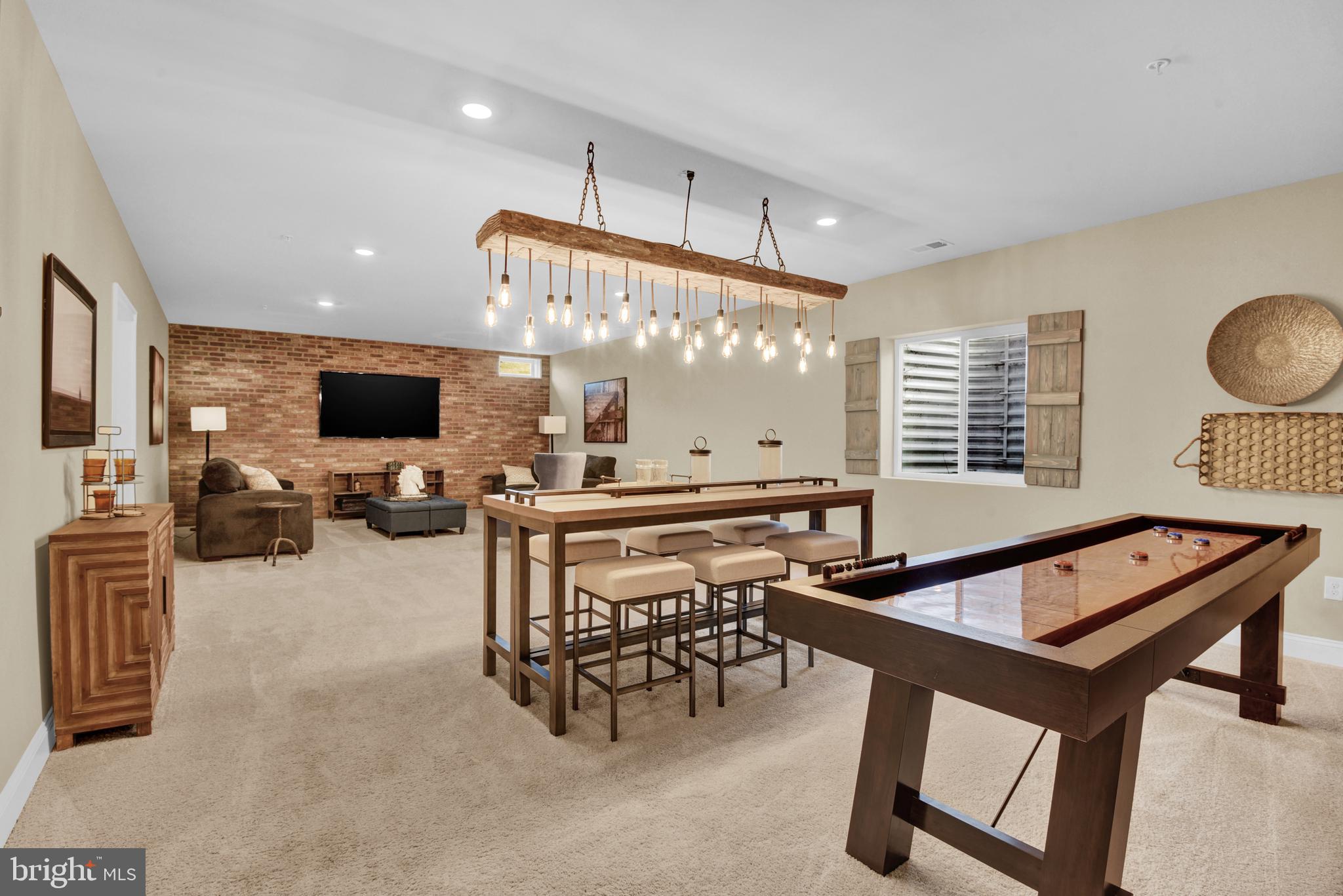 STONEGATE - Residential