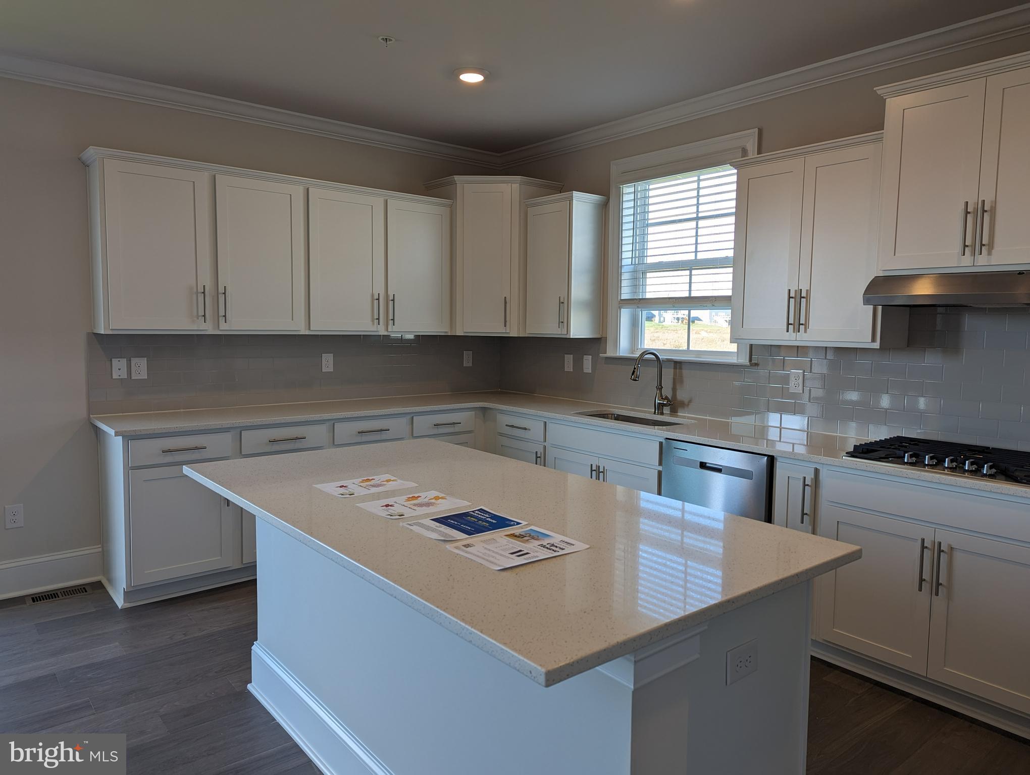 STONEGATE - Residential