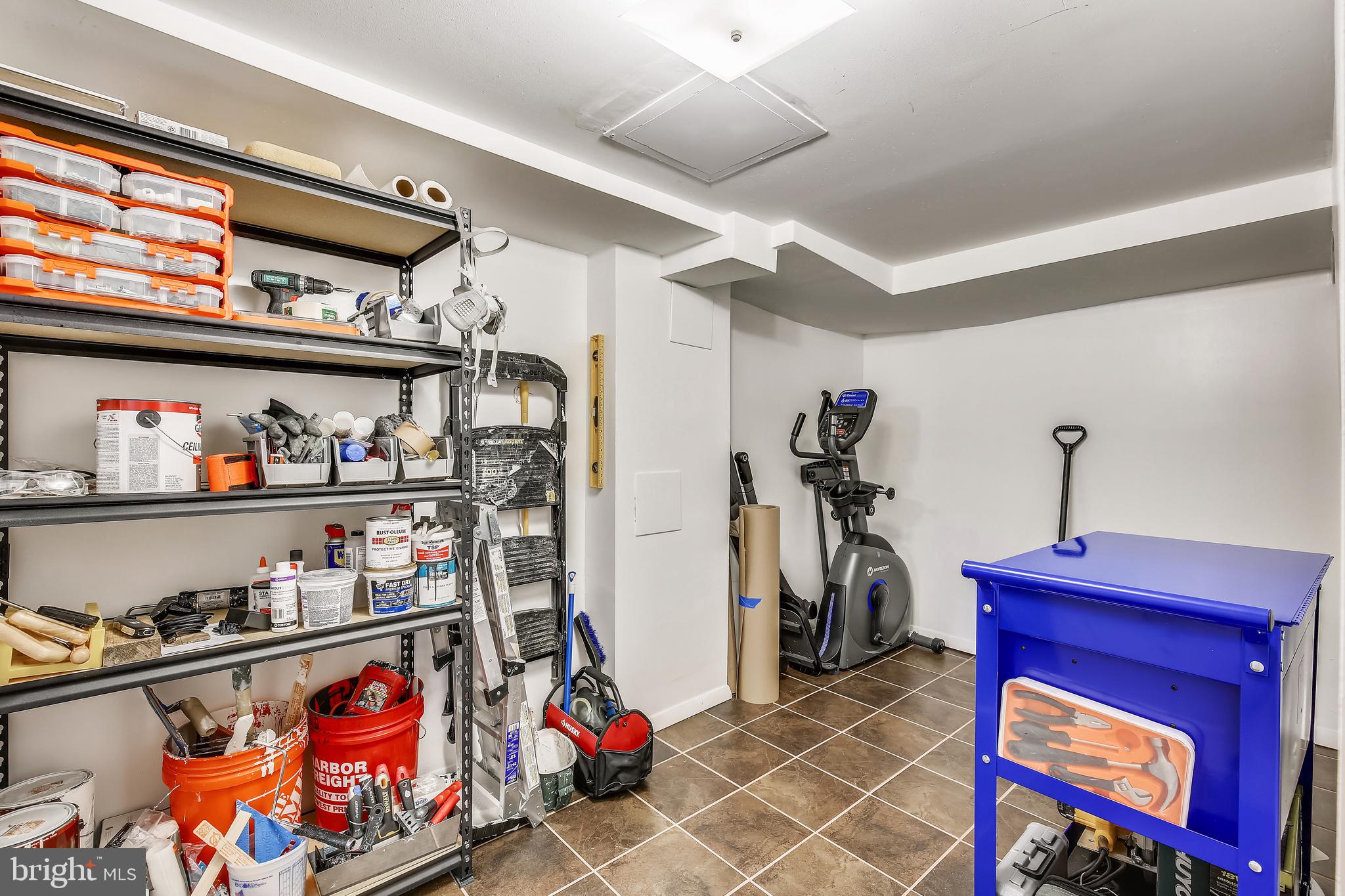 CARROLL KNOLLS - Residential