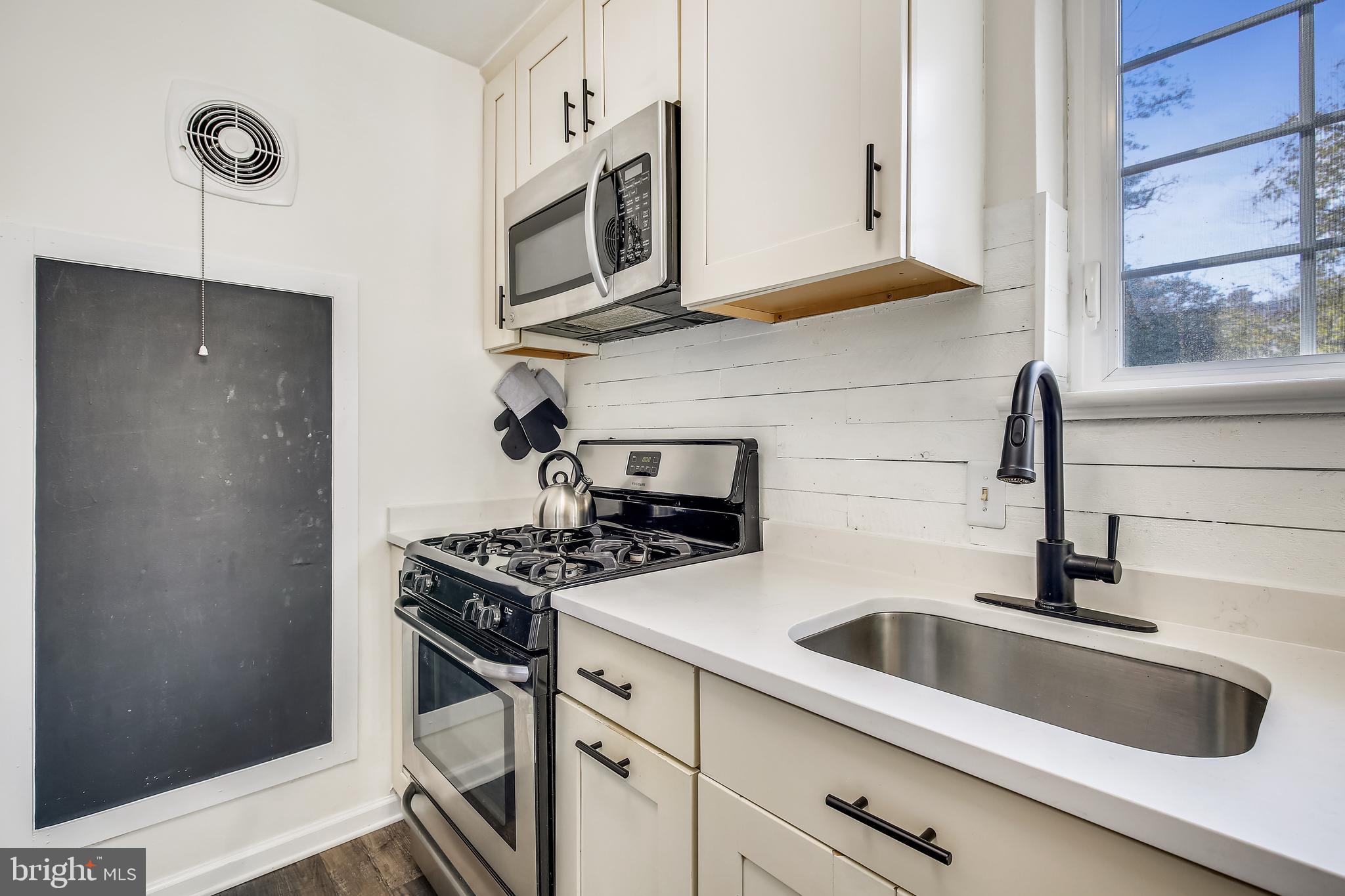 CARROLL KNOLLS - Residential