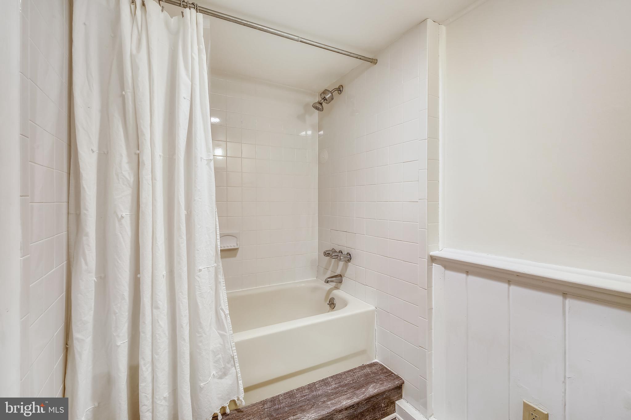 CARROLL KNOLLS - Residential