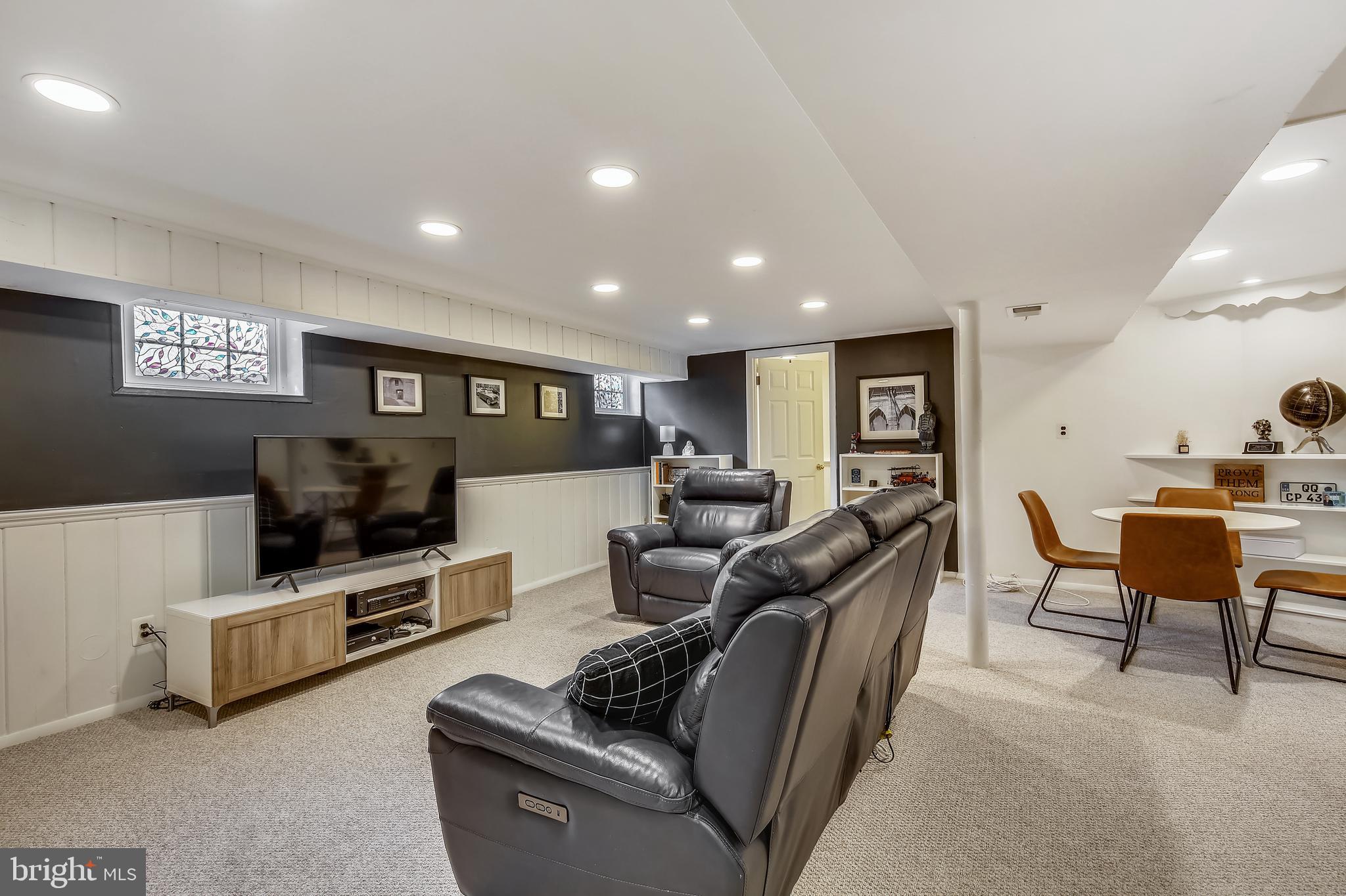 CARROLL KNOLLS - Residential