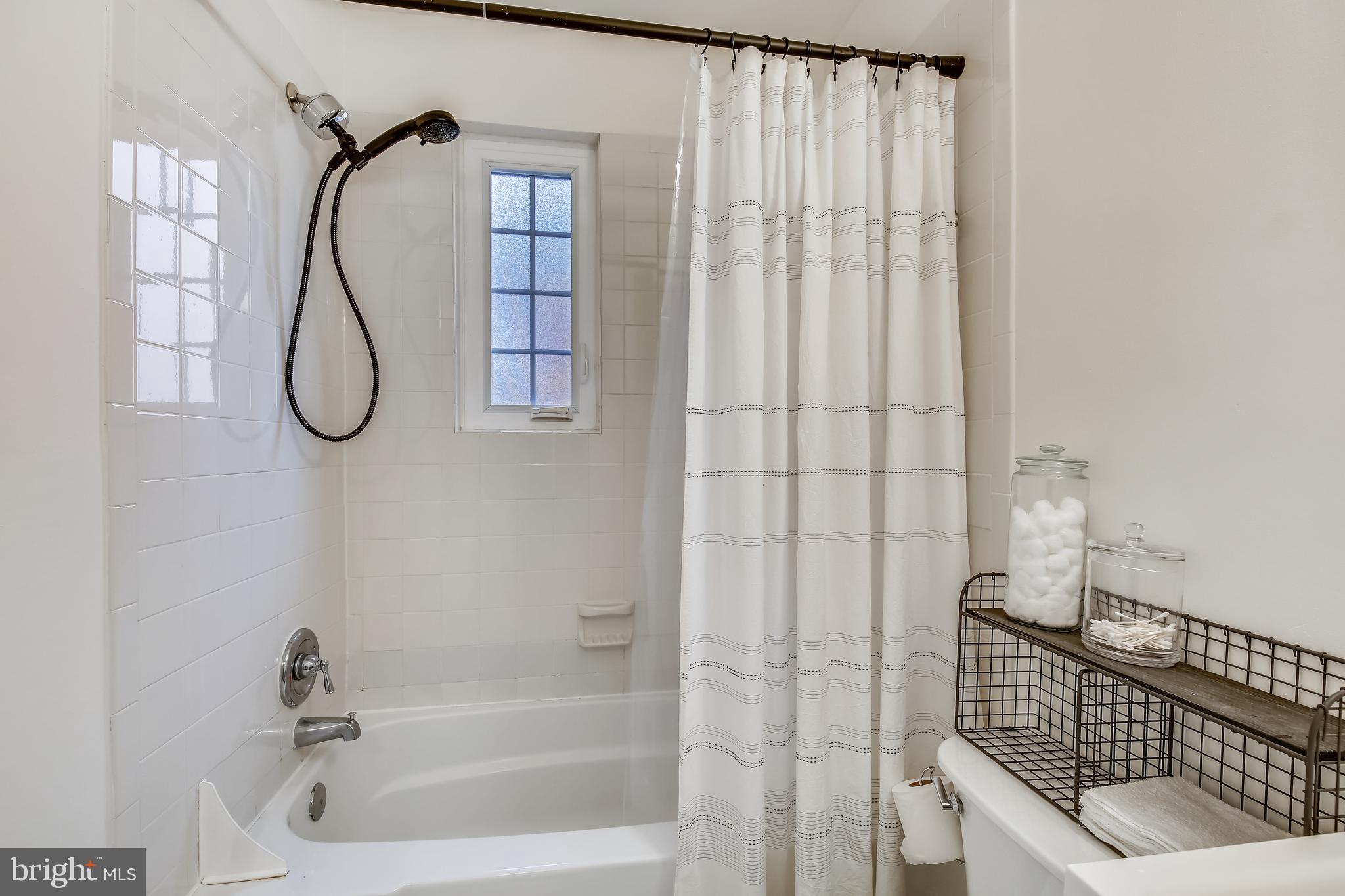 CARROLL KNOLLS - Residential