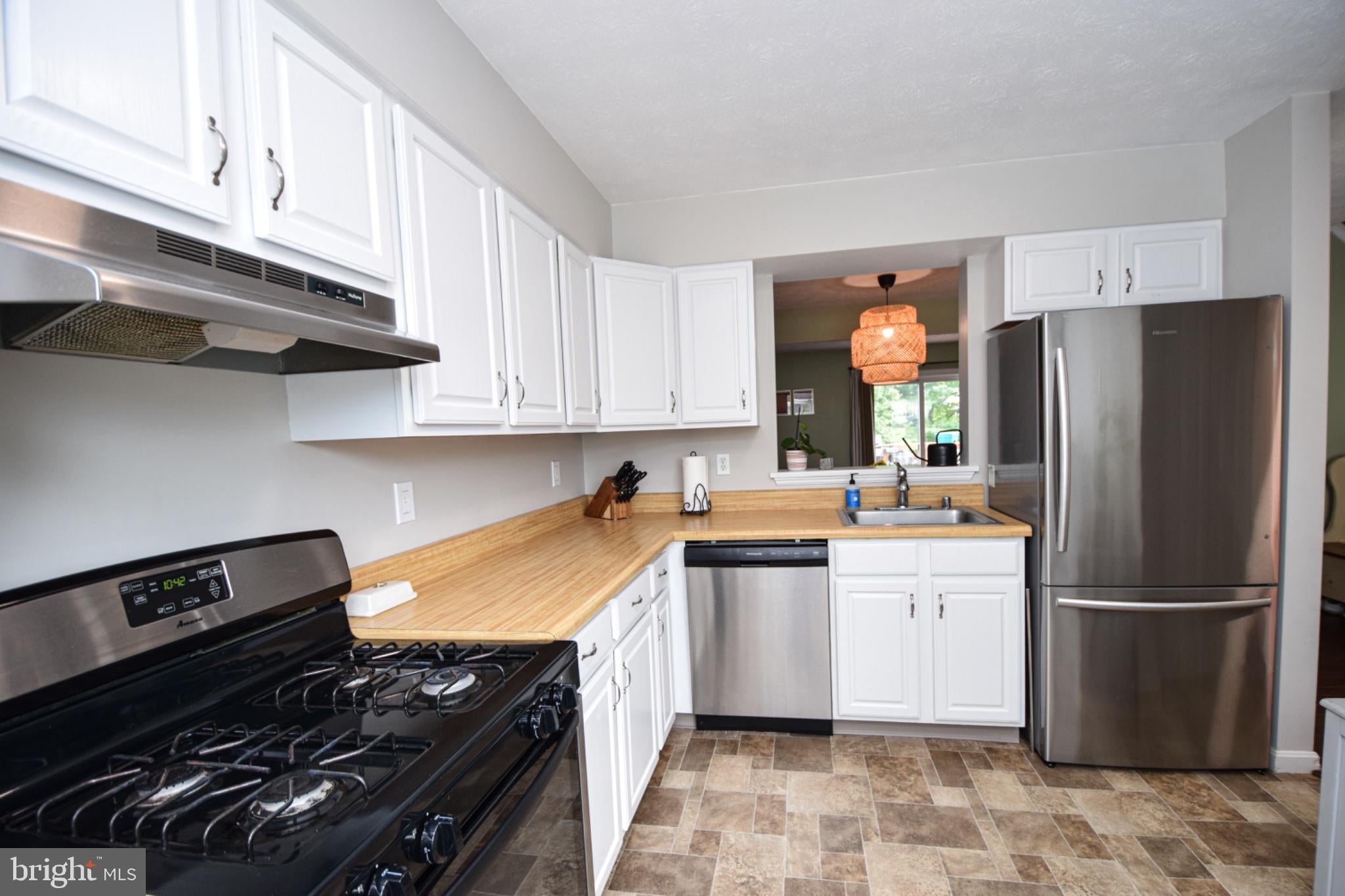 4624 MARKSMAN COURT