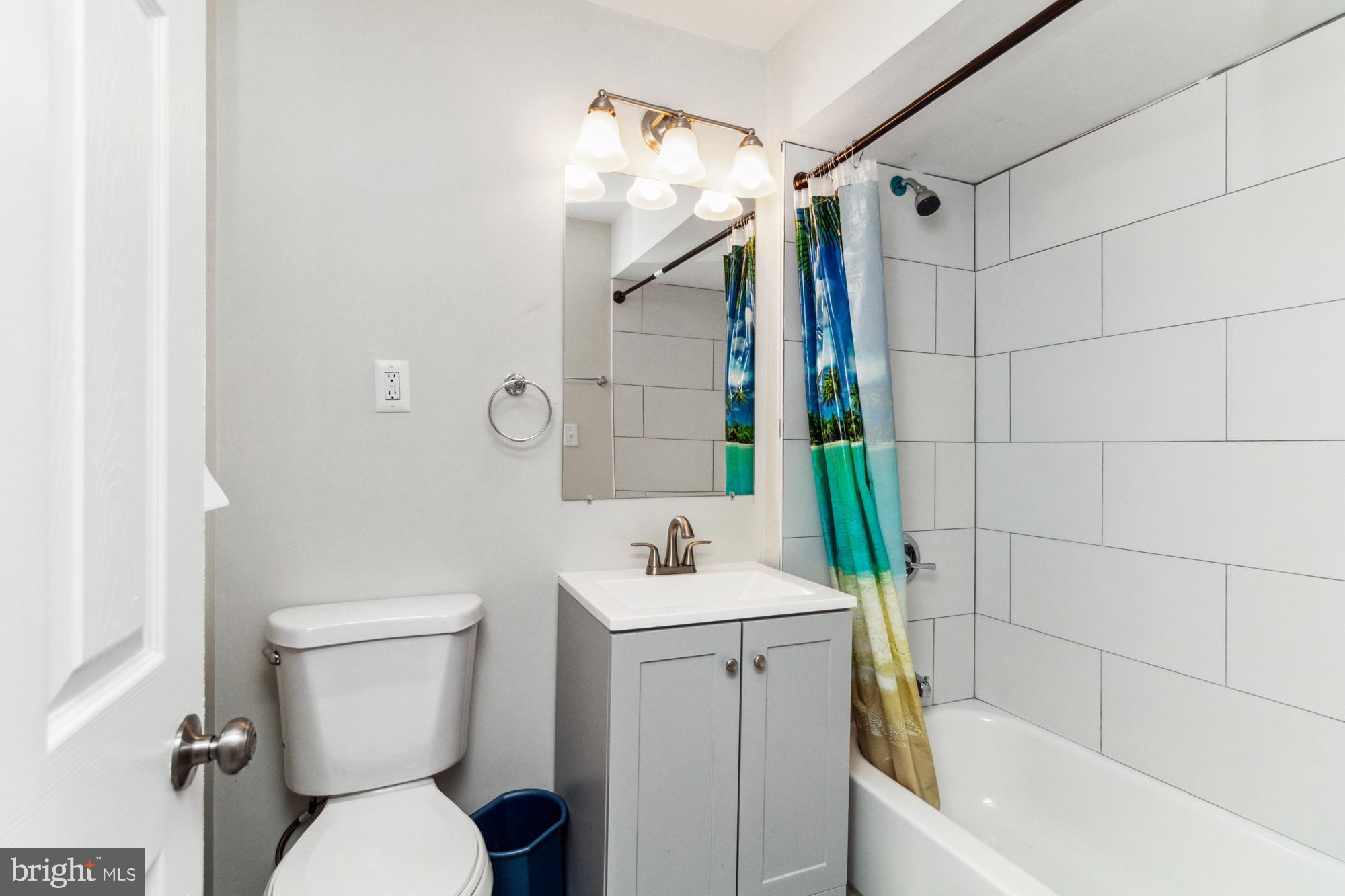 CHADWICK MANOR - Residential