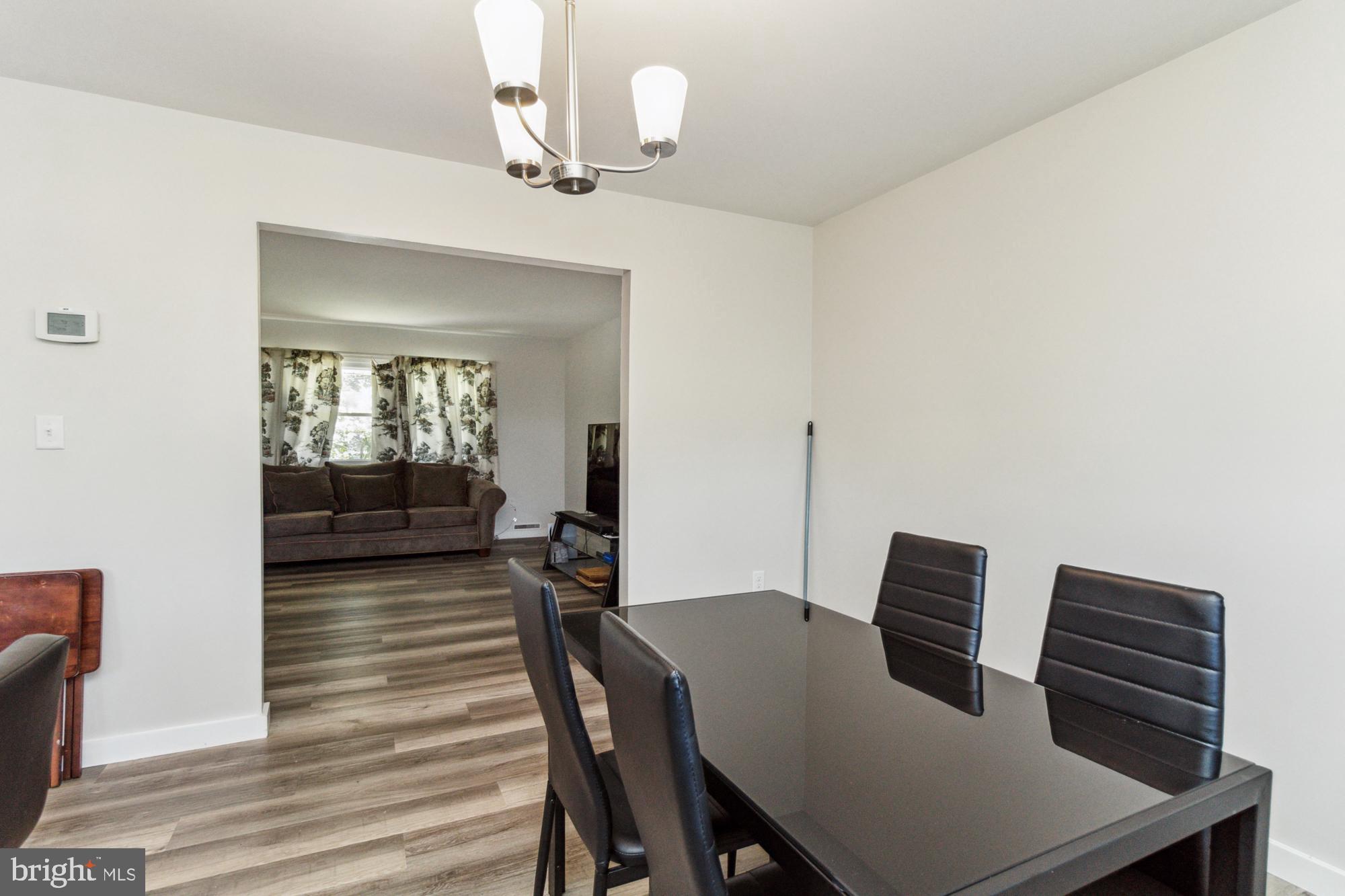 CHADWICK MANOR - Residential