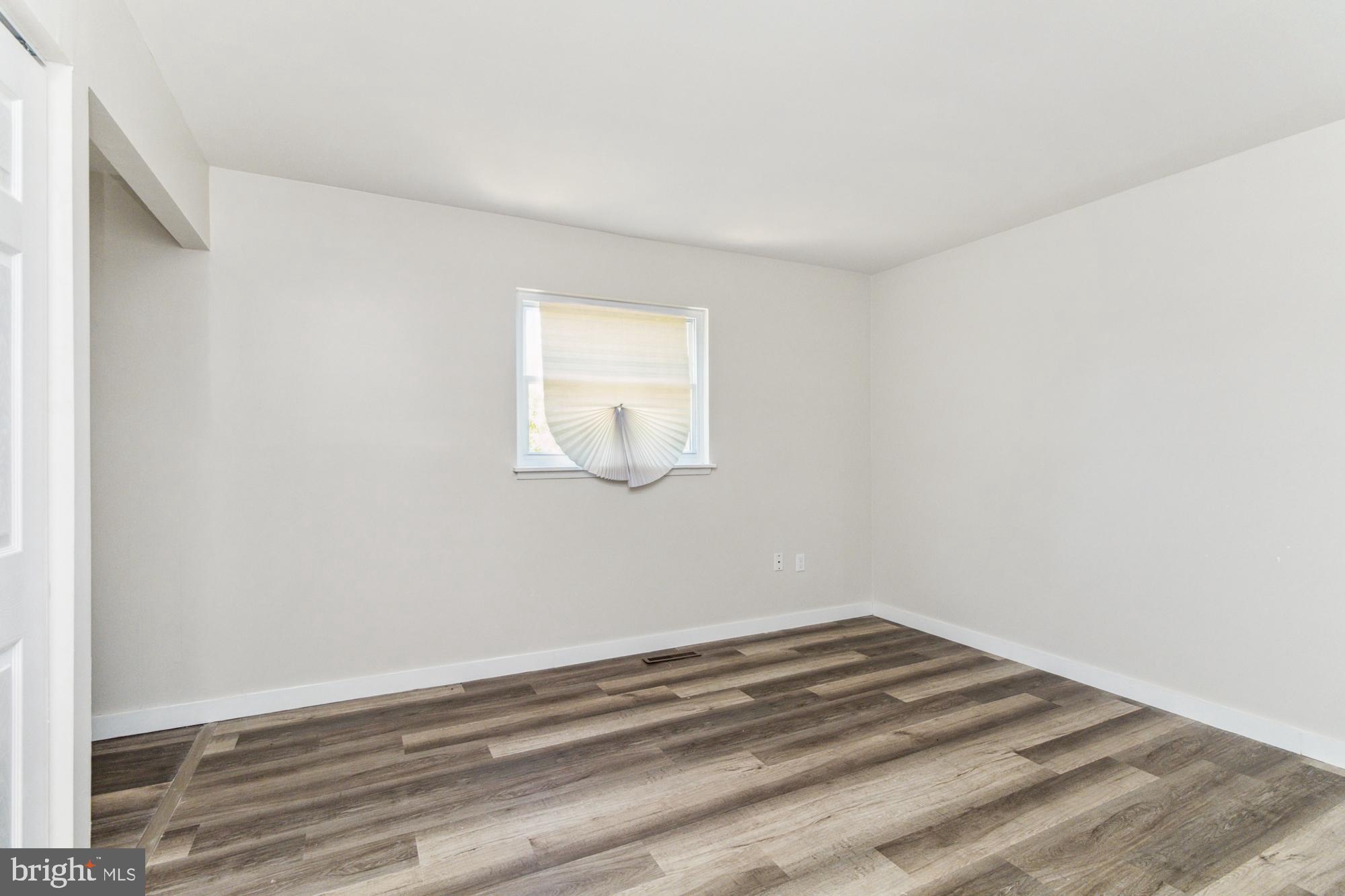 CHADWICK MANOR - Residential