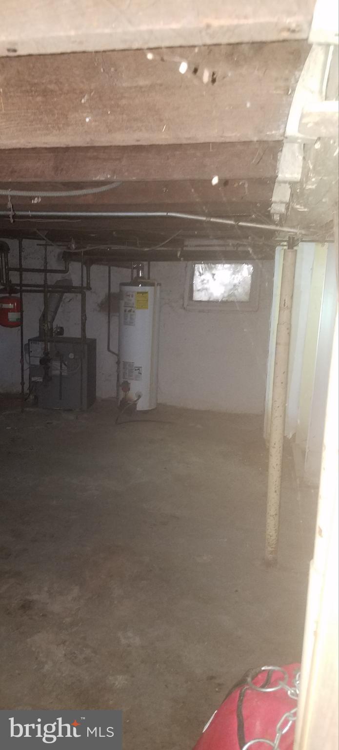 WINSTON GOVANS - Residential