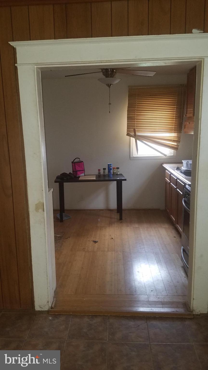 WINSTON GOVANS - Residential