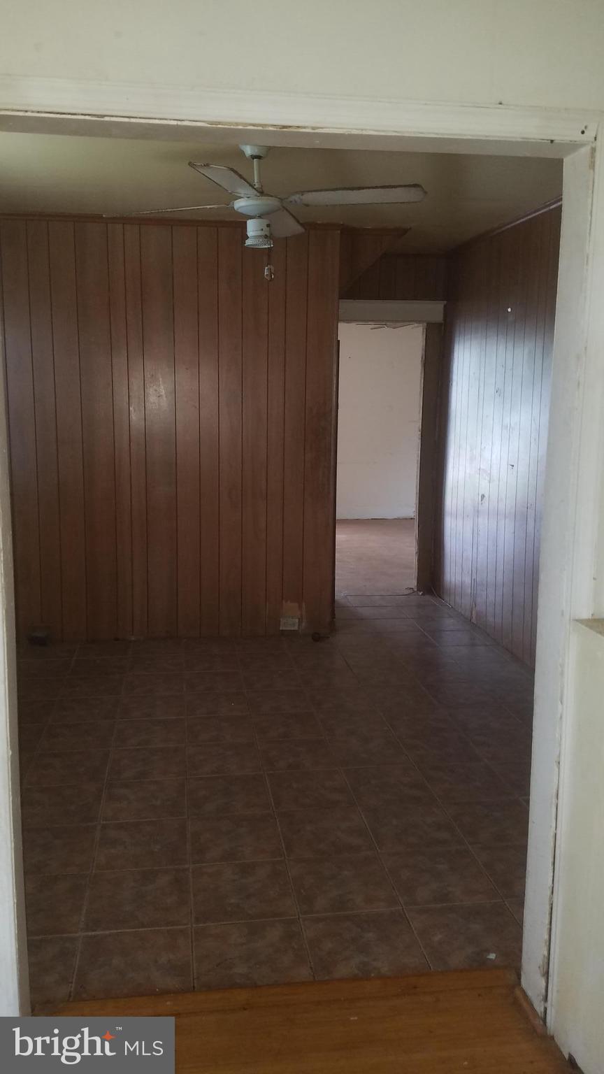 WINSTON GOVANS - Residential