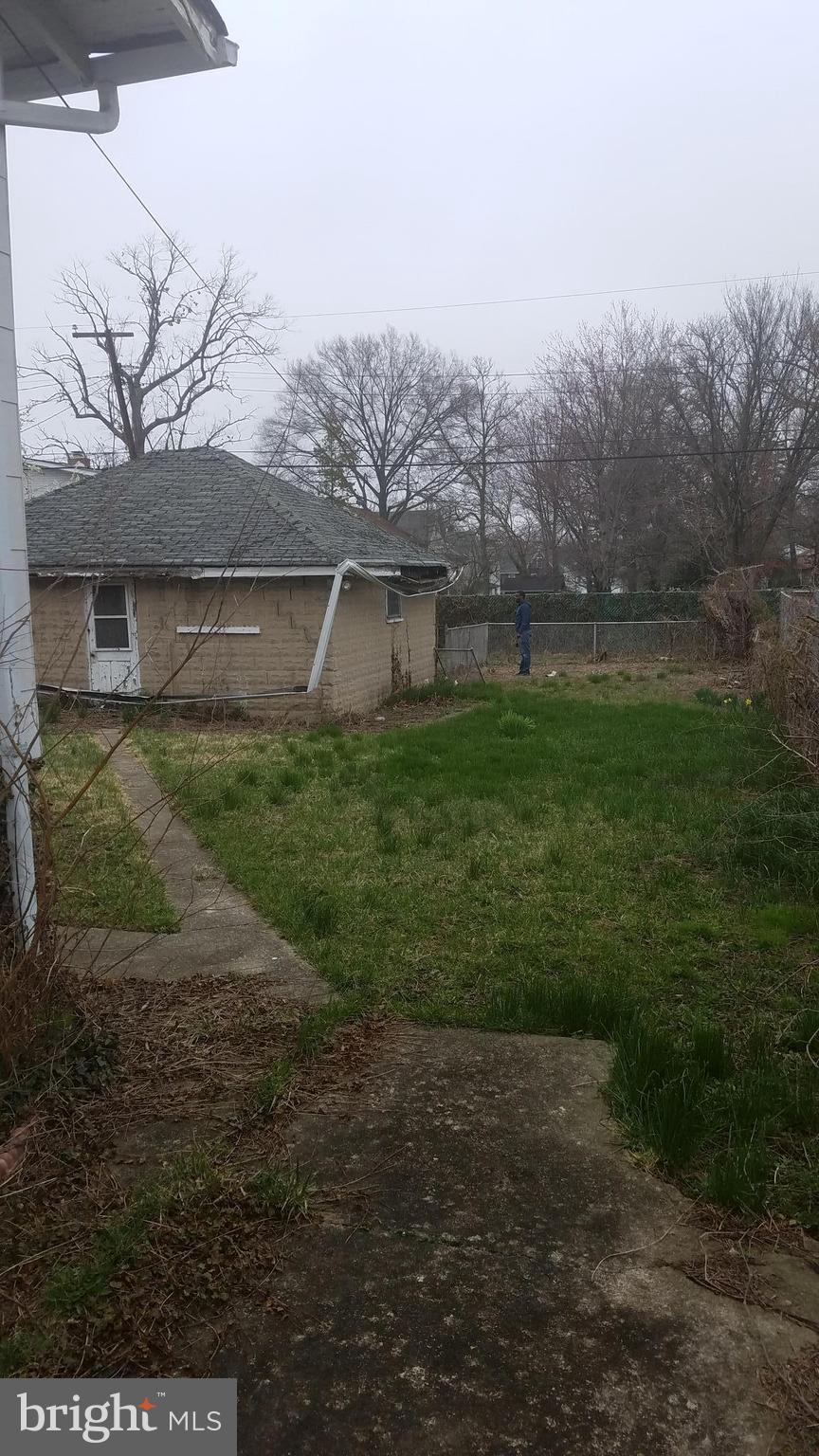 WINSTON GOVANS - Residential