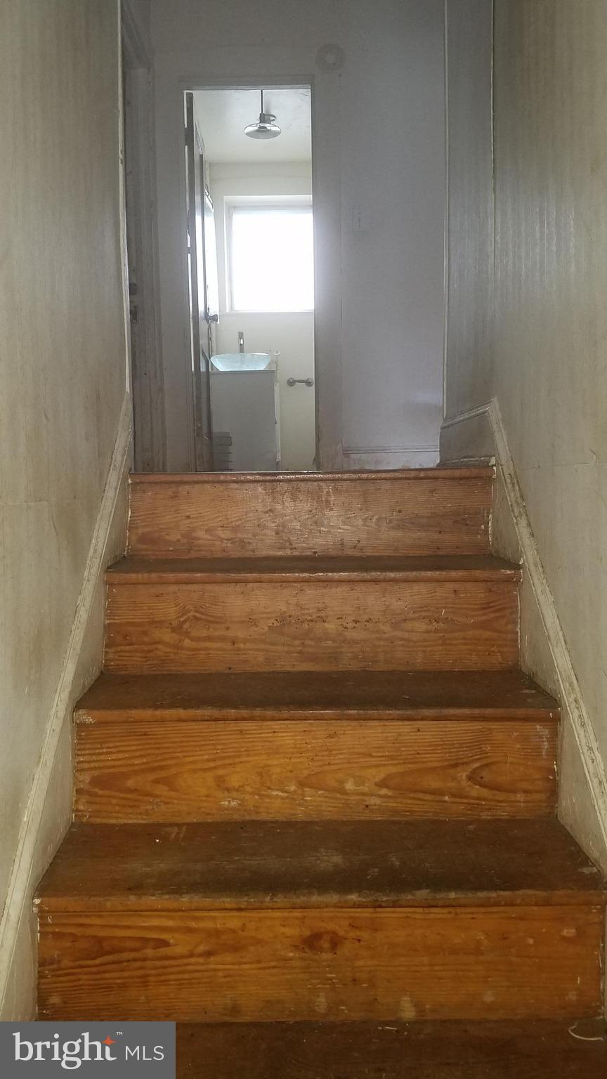 WINSTON GOVANS - Residential