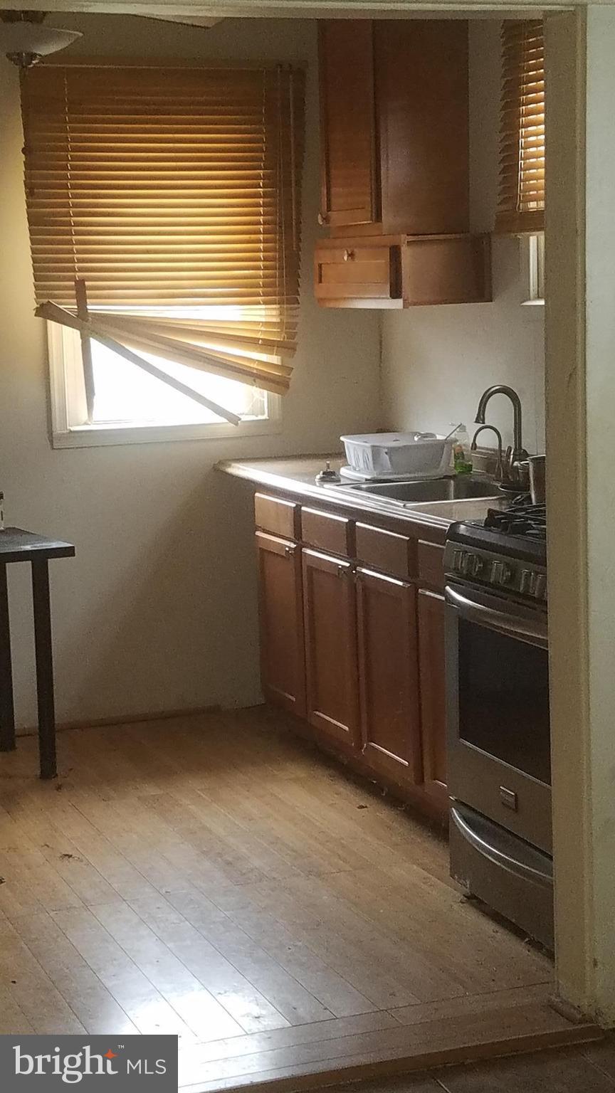 WINSTON GOVANS - Residential