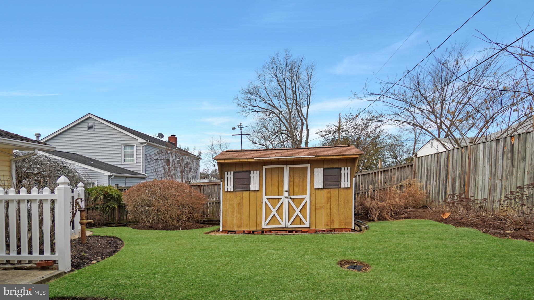 POINTER RIDGE - Residential