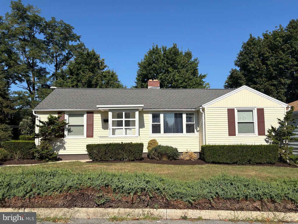 Photo of 112 N 10th Street, AKRON, PA 17501 (MLS # PALA2077220)