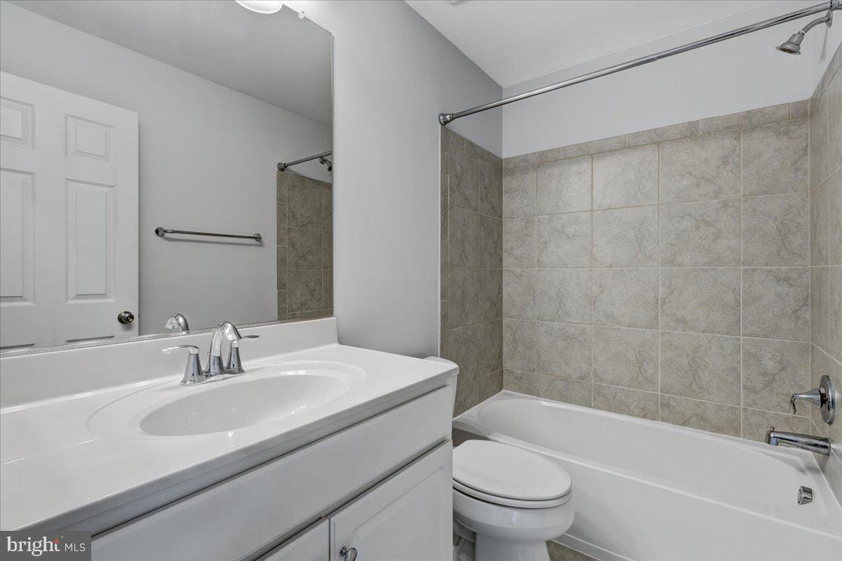 BRICK YARD STATION - Residential