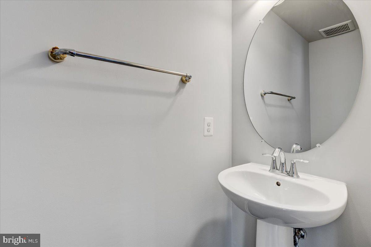 BRICK YARD STATION - Residential