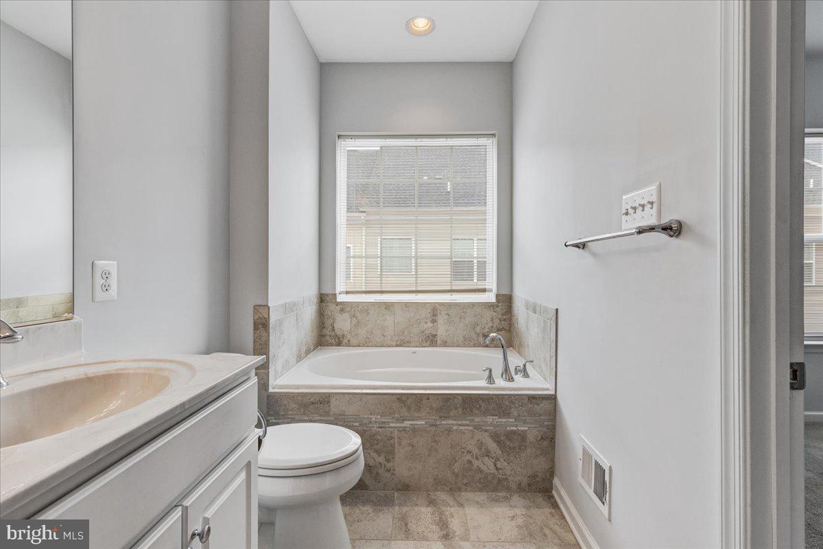 BRICK YARD STATION - Residential