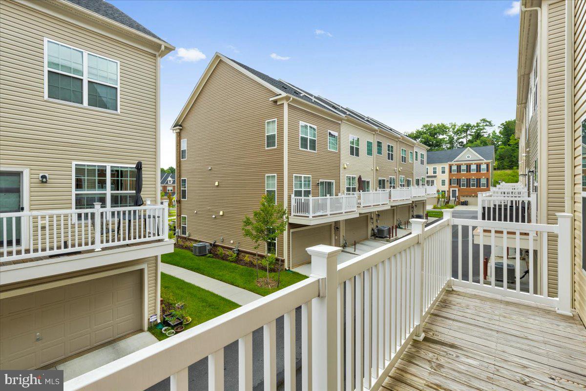 BRICK YARD STATION - Residential