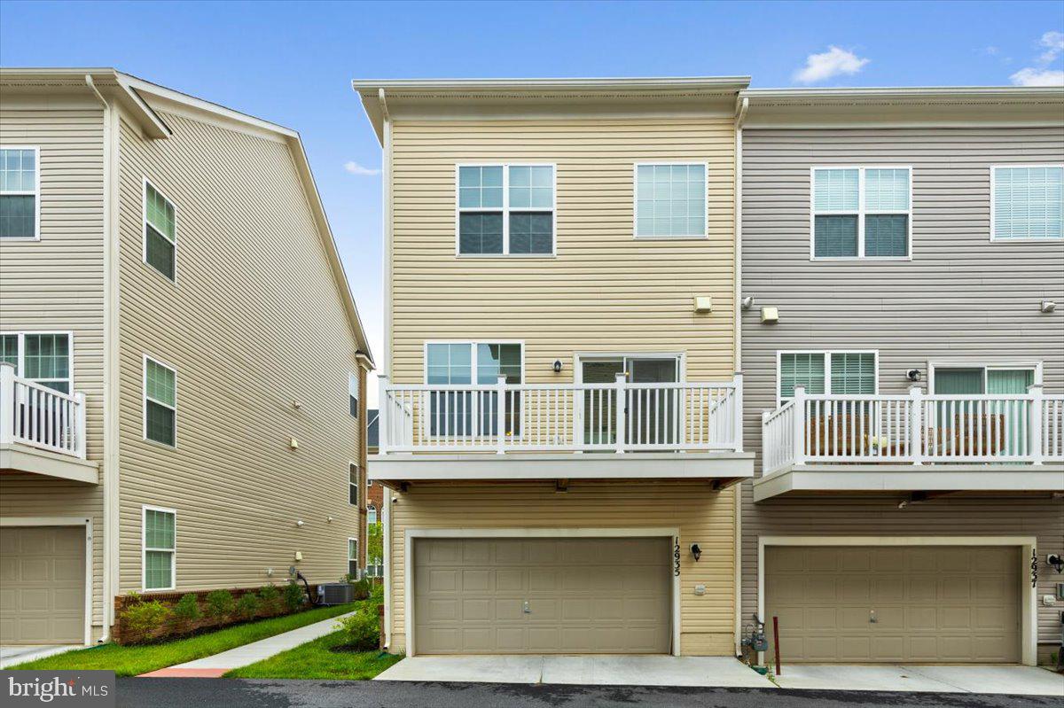 BRICK YARD STATION - Residential