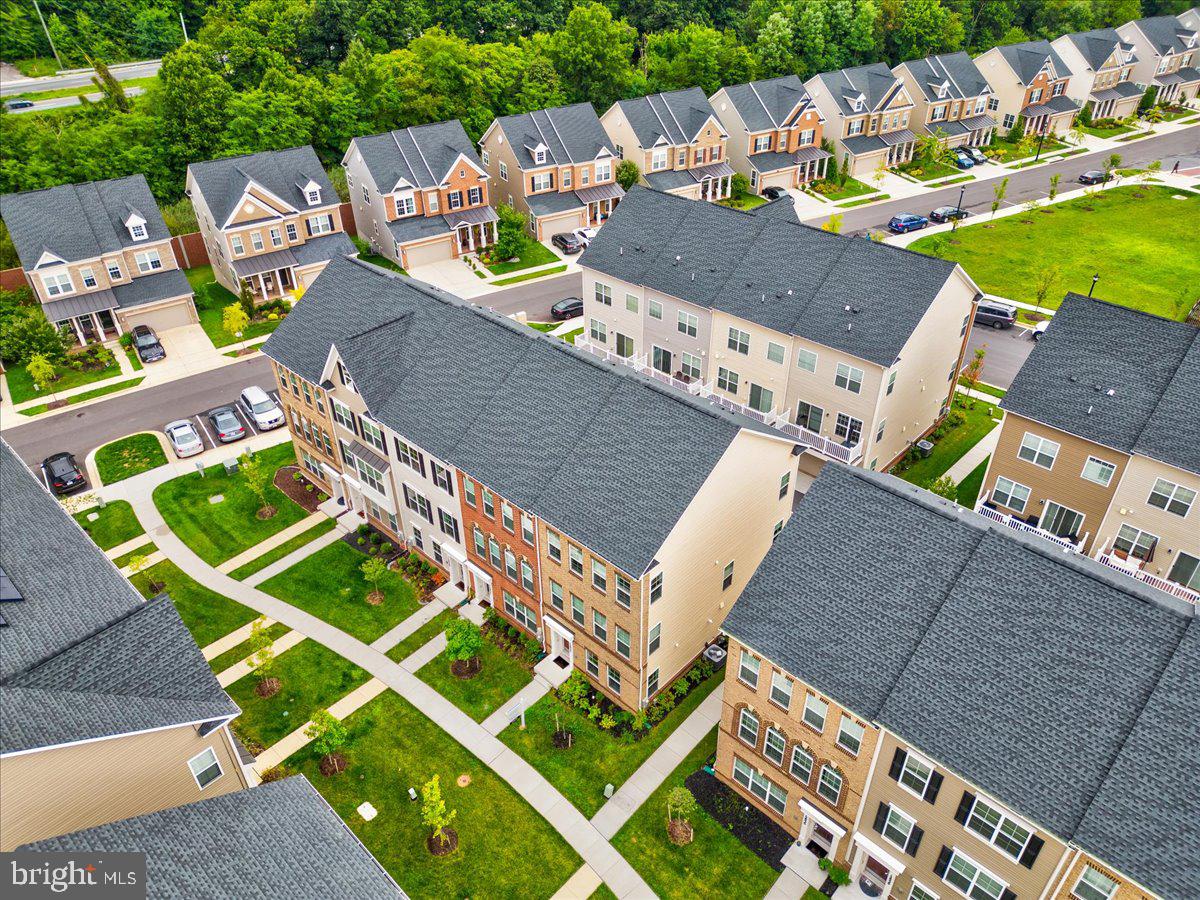 BRICK YARD STATION - Residential