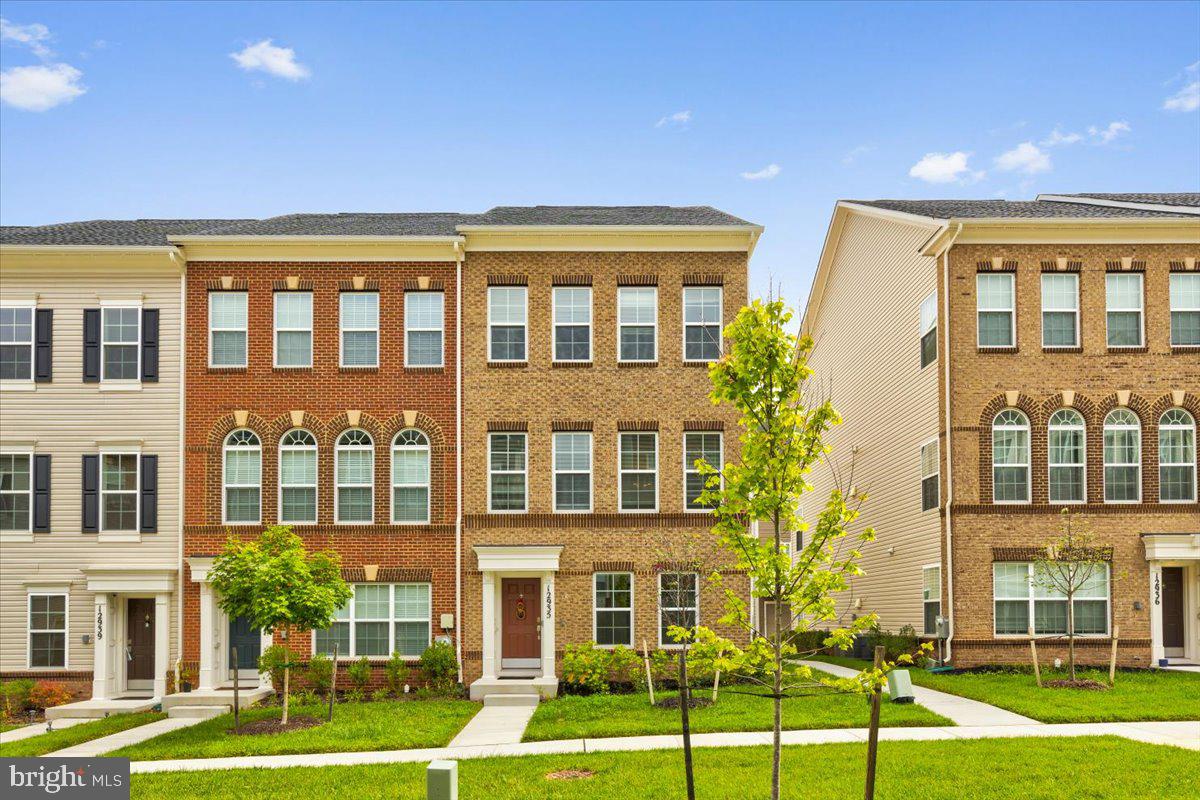 BRICK YARD STATION - Residential