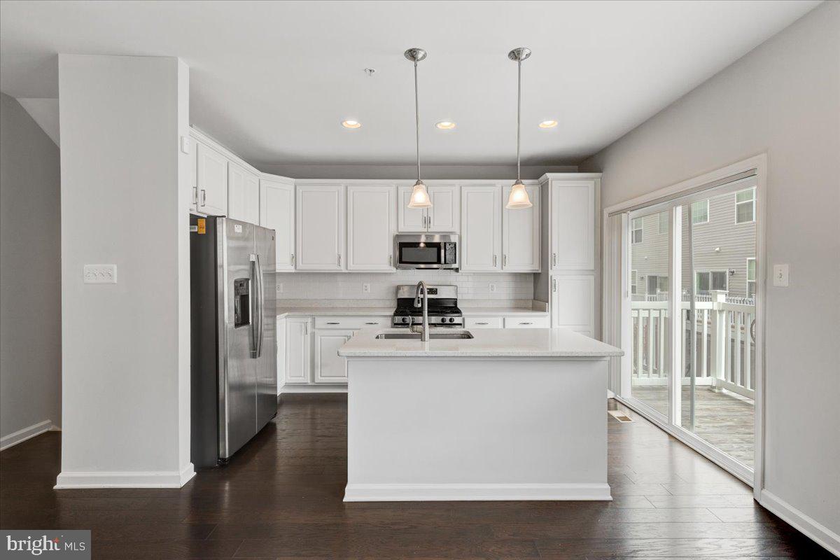 BRICK YARD STATION - Residential