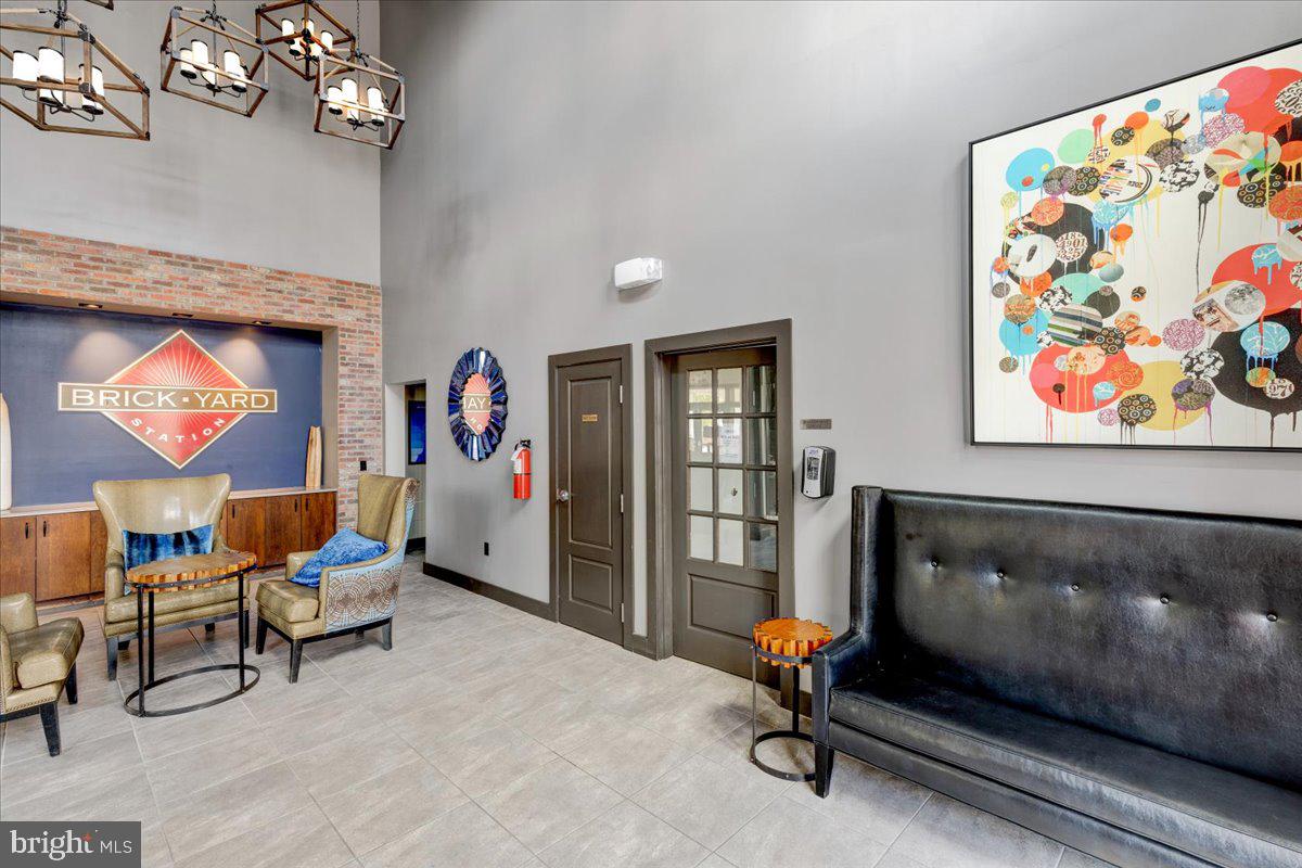 BRICK YARD STATION - Residential