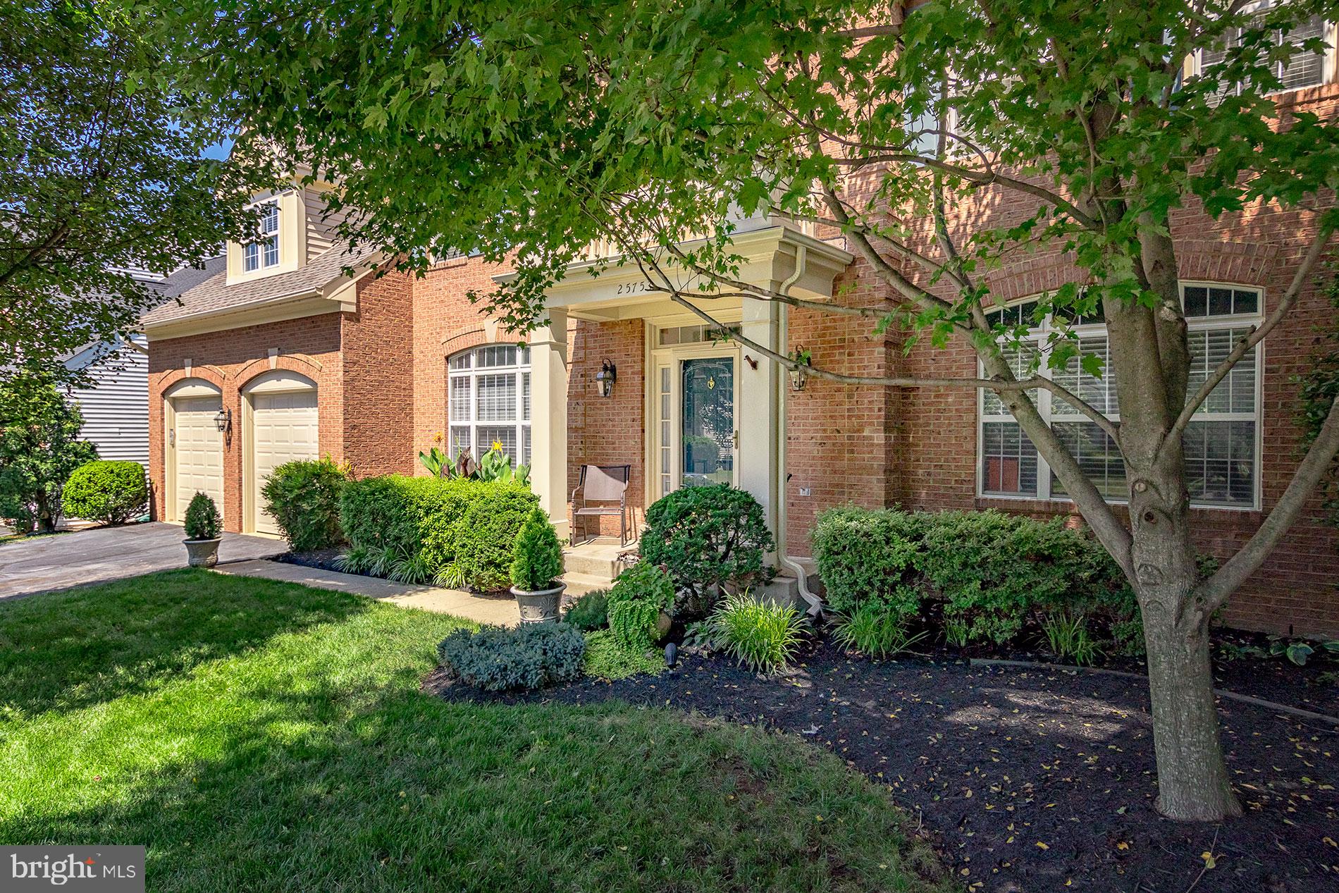 BRIDLE RIDGE - Residential