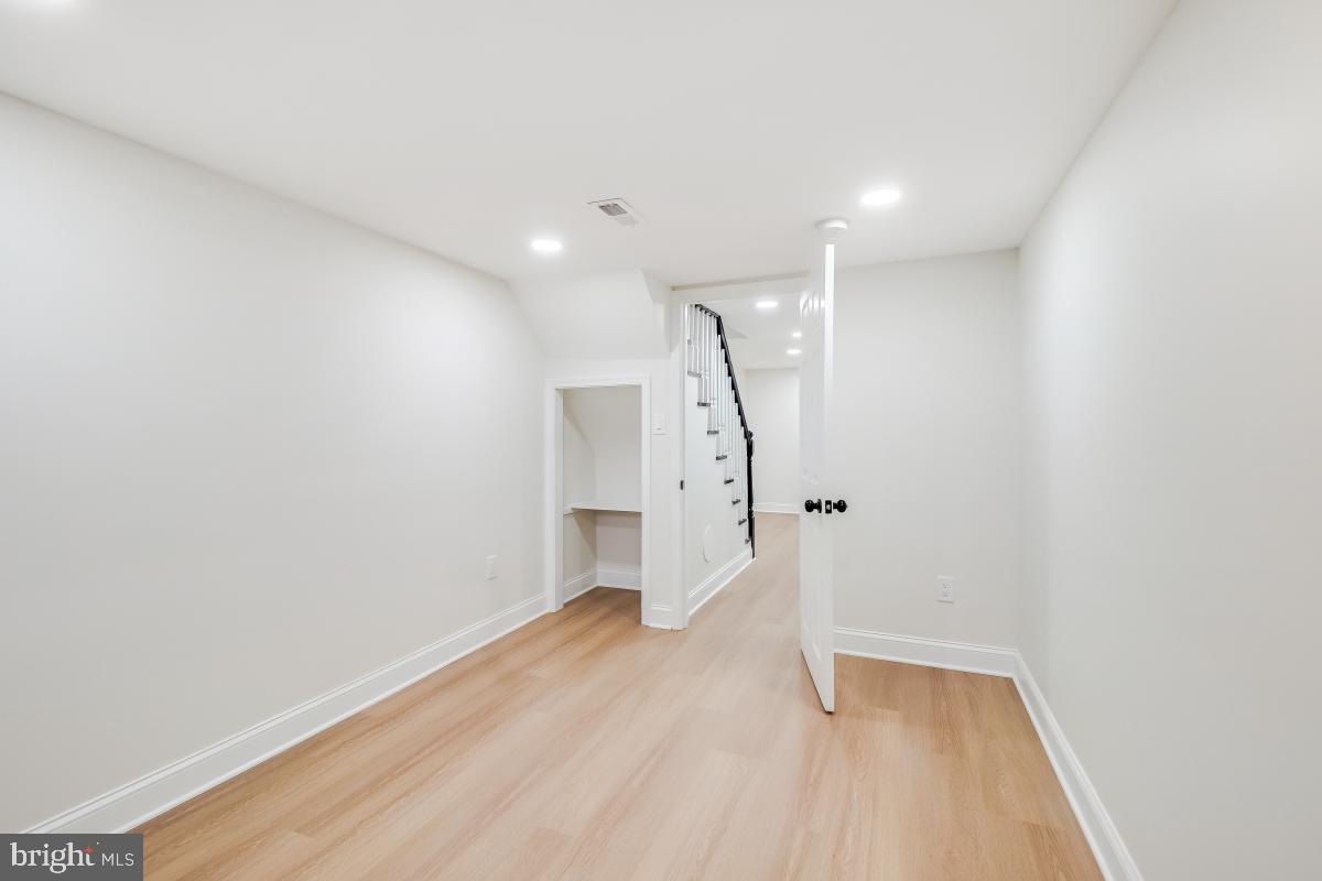 BELAIR-EDISON - Residential