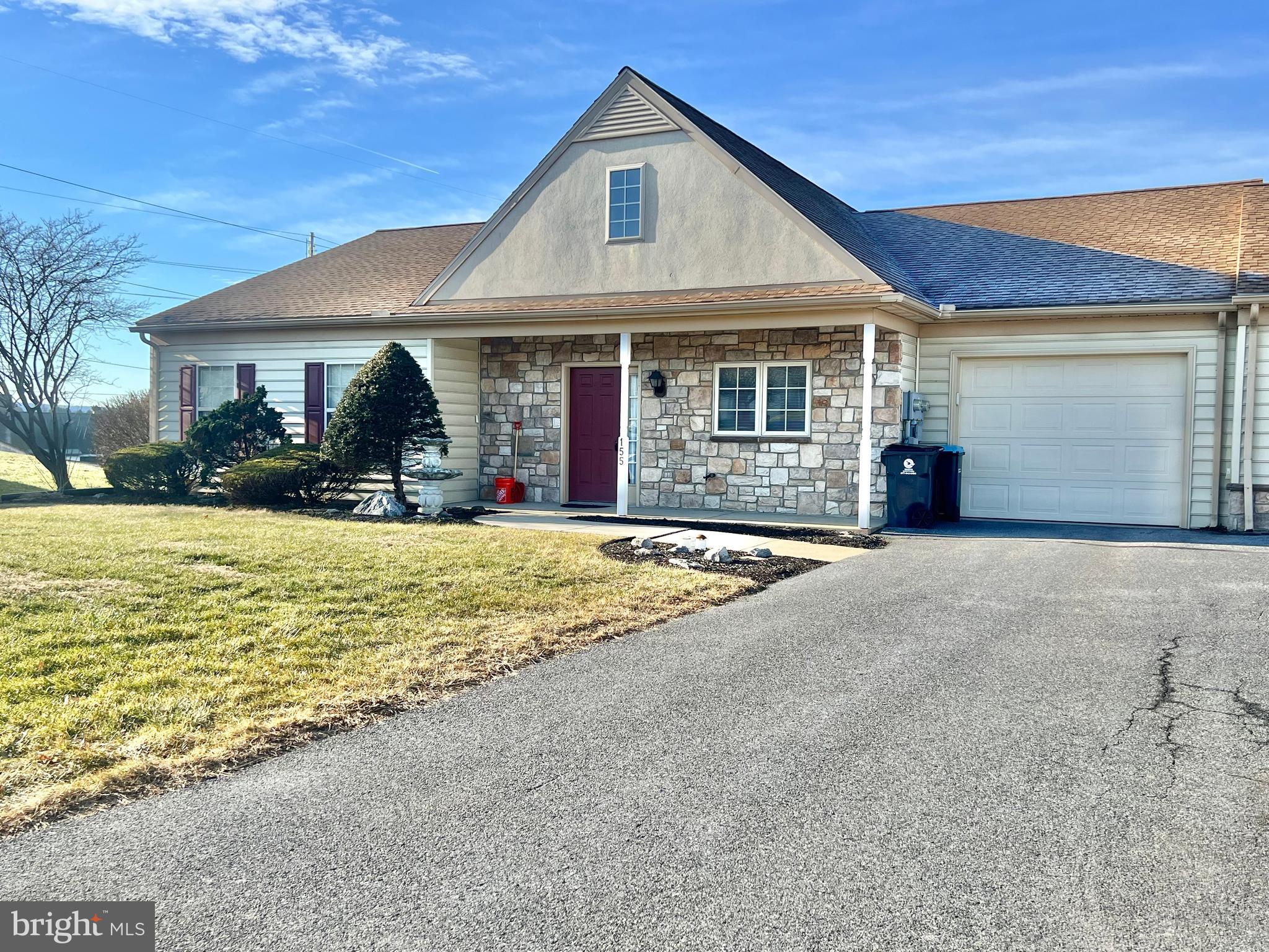 JUNIPER VILLAGE AT LEBANO - Residential