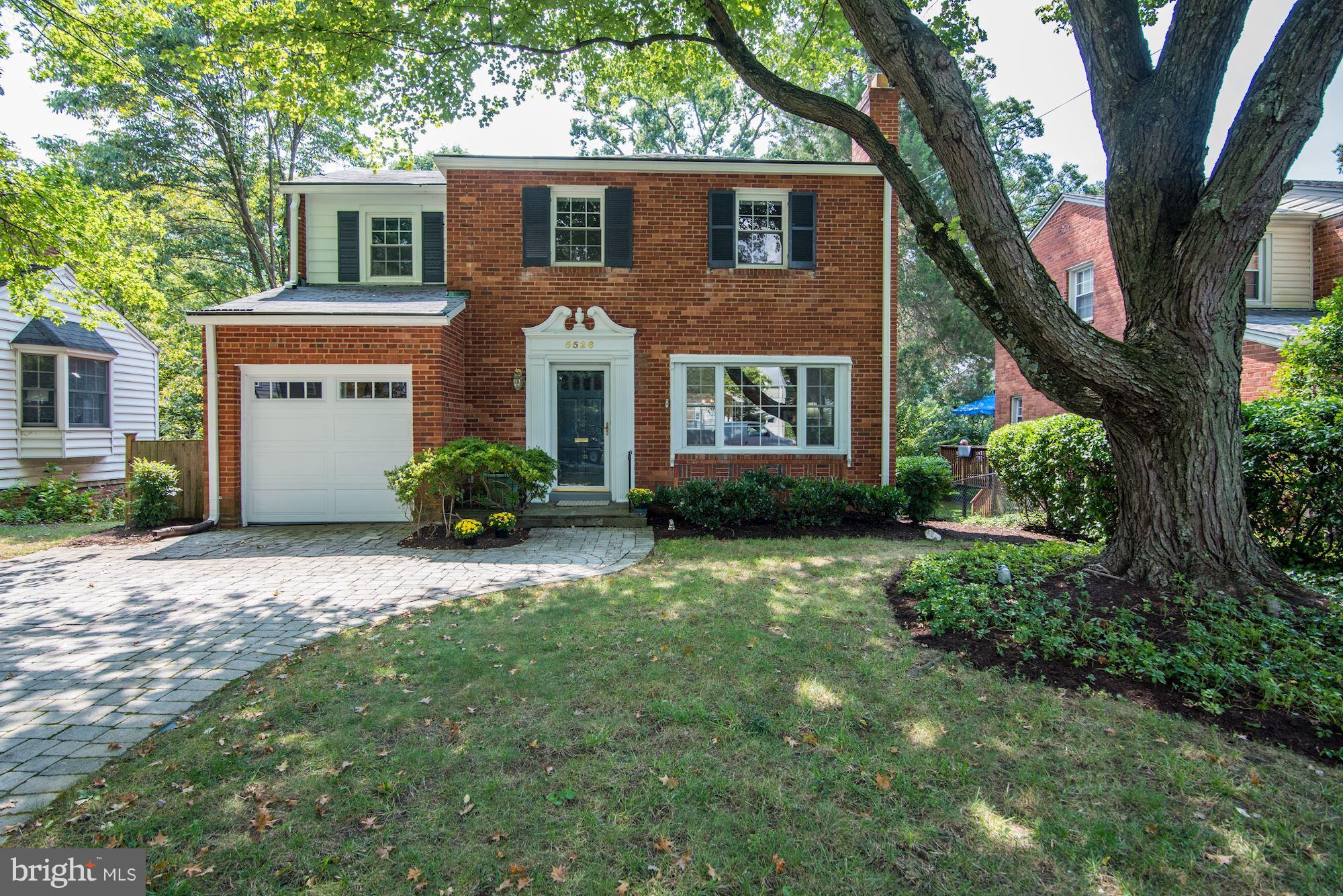 OAKMONT - Residential