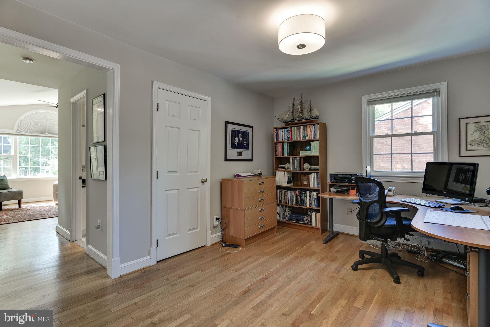 OAKMONT - Residential