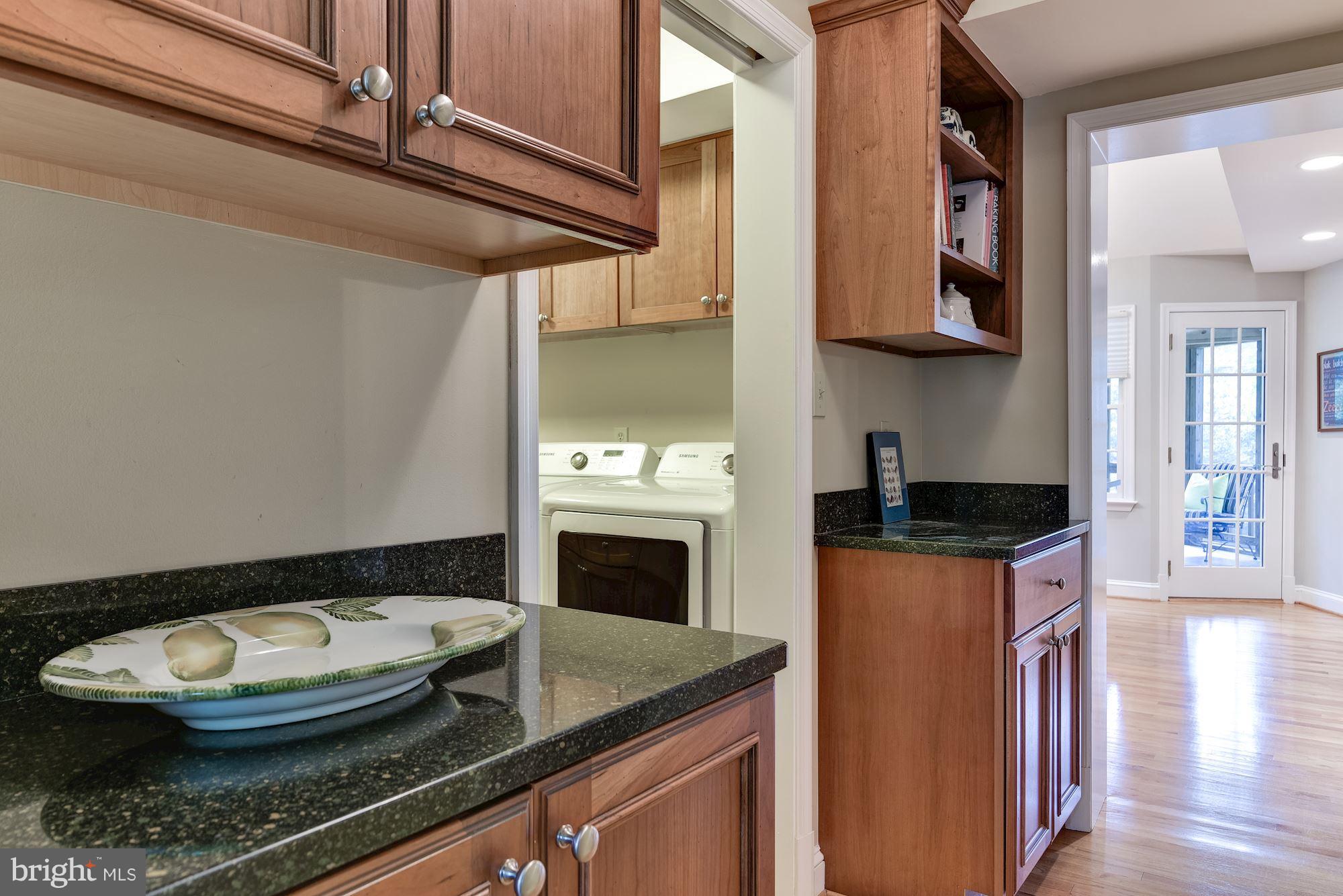 OAKMONT - Residential