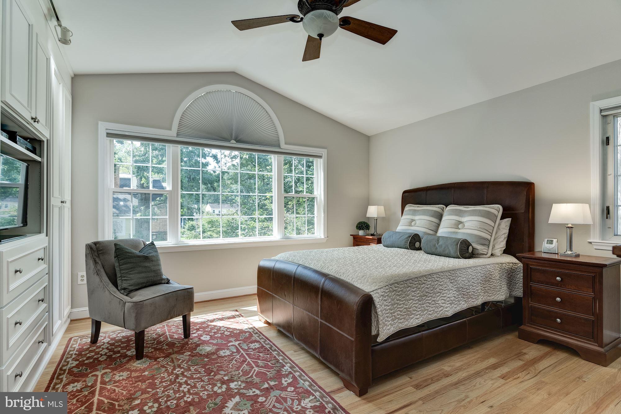 OAKMONT - Residential