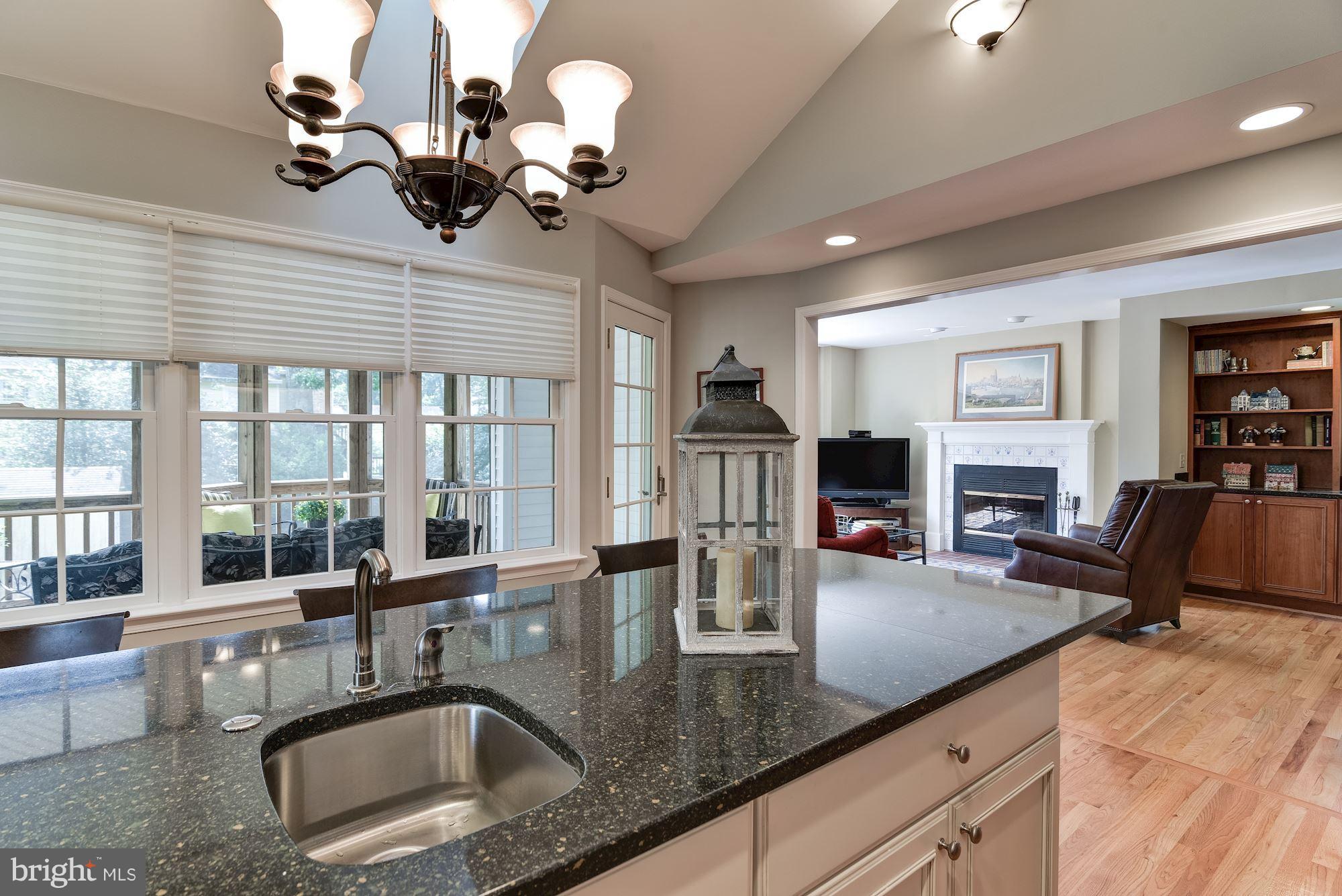 OAKMONT - Residential