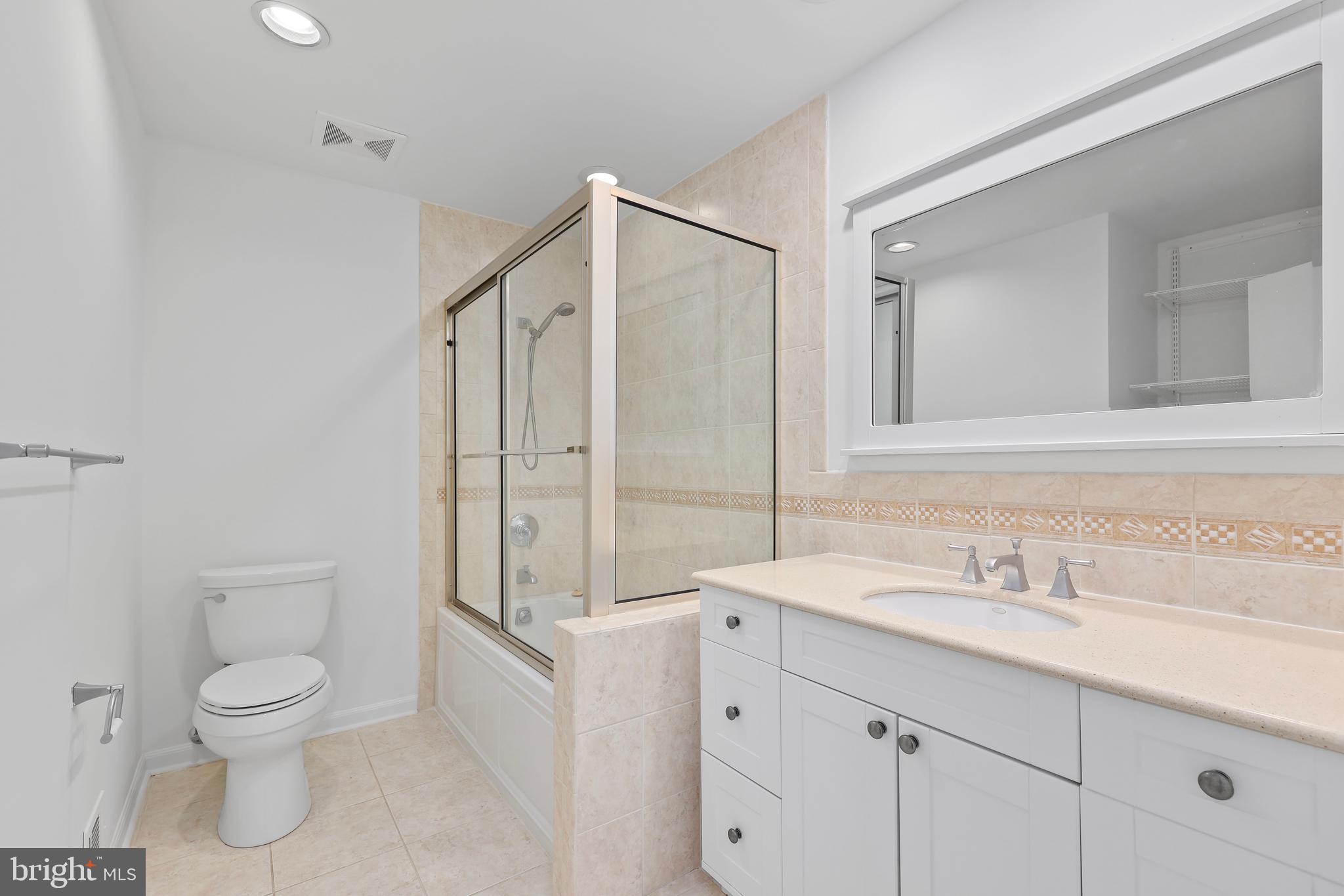 RESTON - Residential