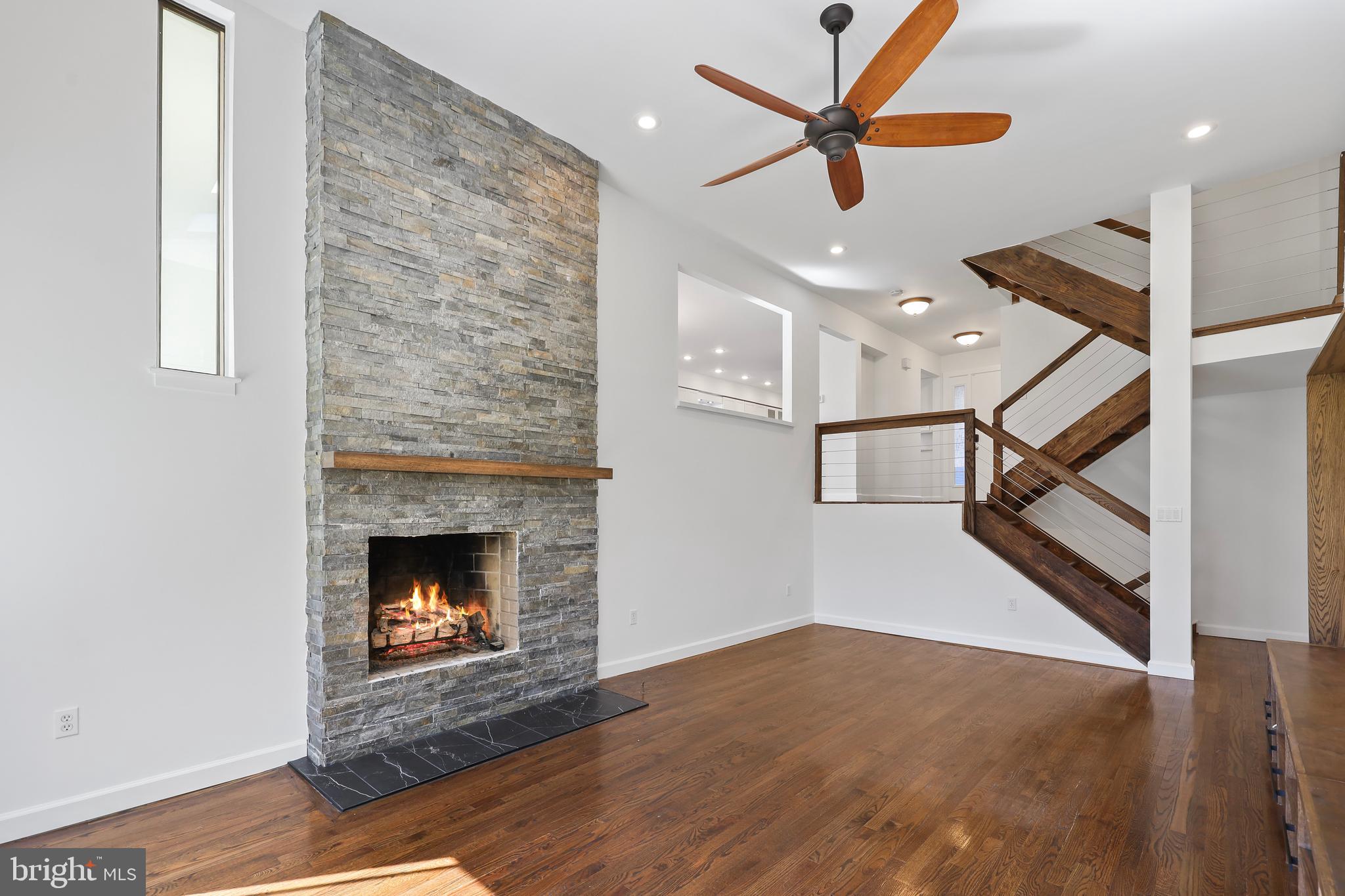 RESTON - Residential