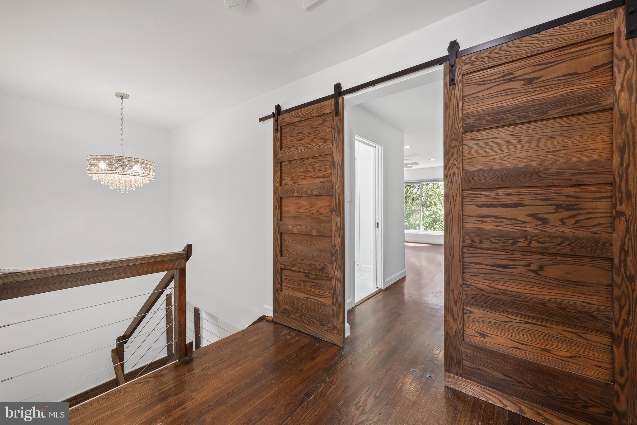 RESTON - Residential