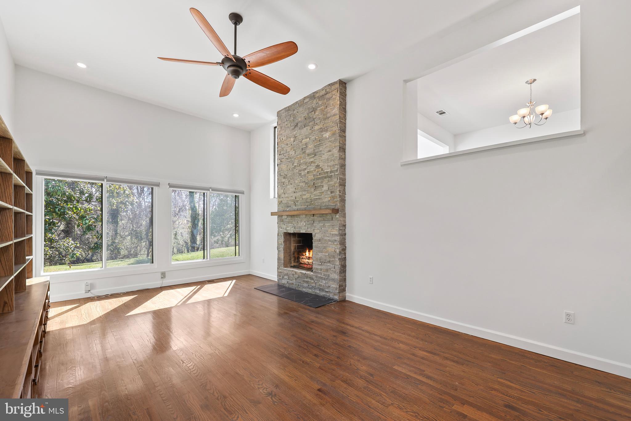 RESTON - Residential