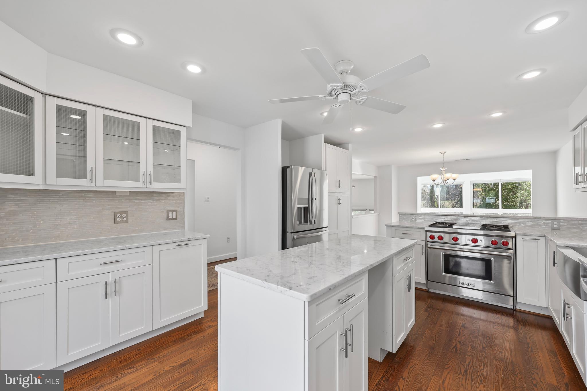 RESTON - Residential