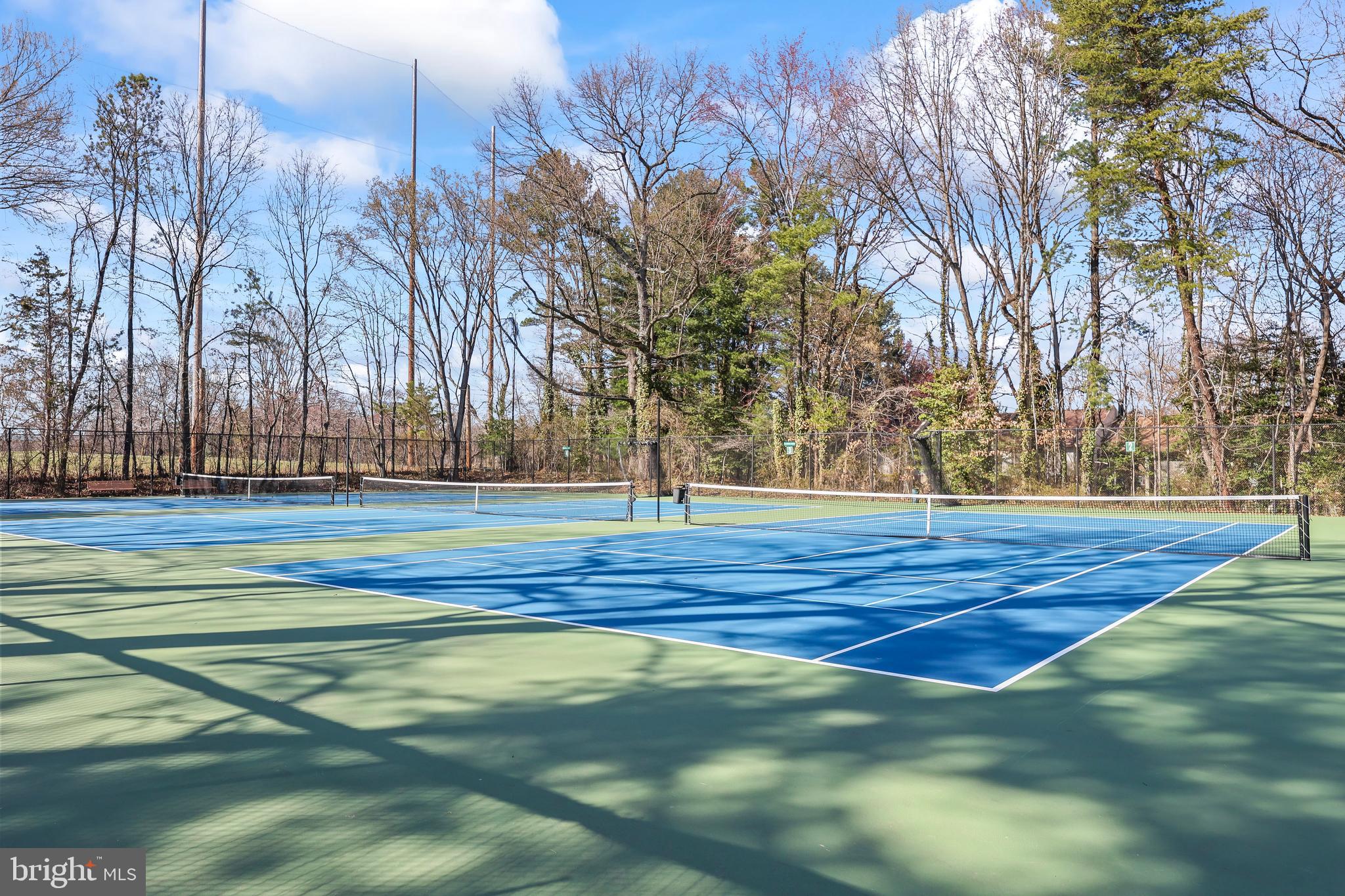 RESTON - Residential