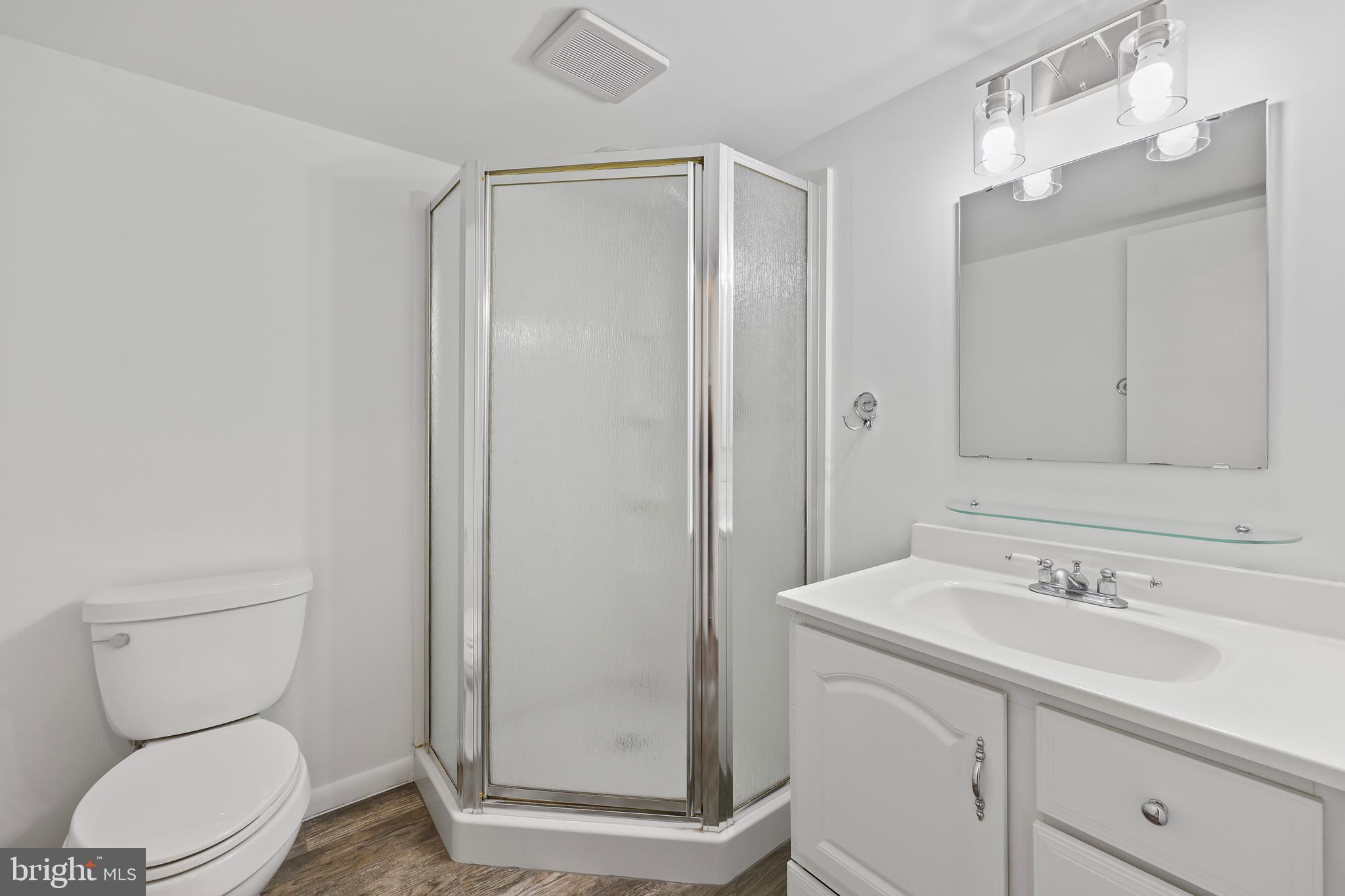 RESTON - Residential