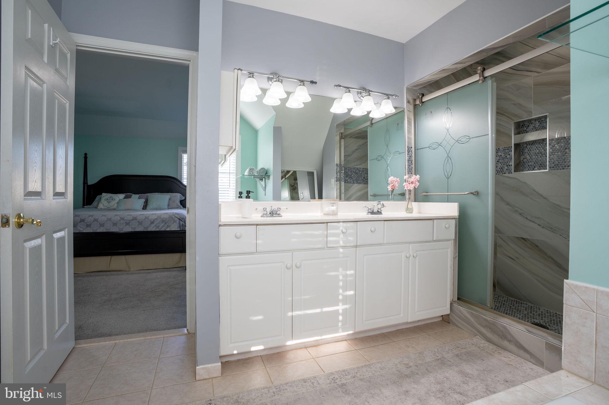 DAMASCUS OUTSIDE - Residential